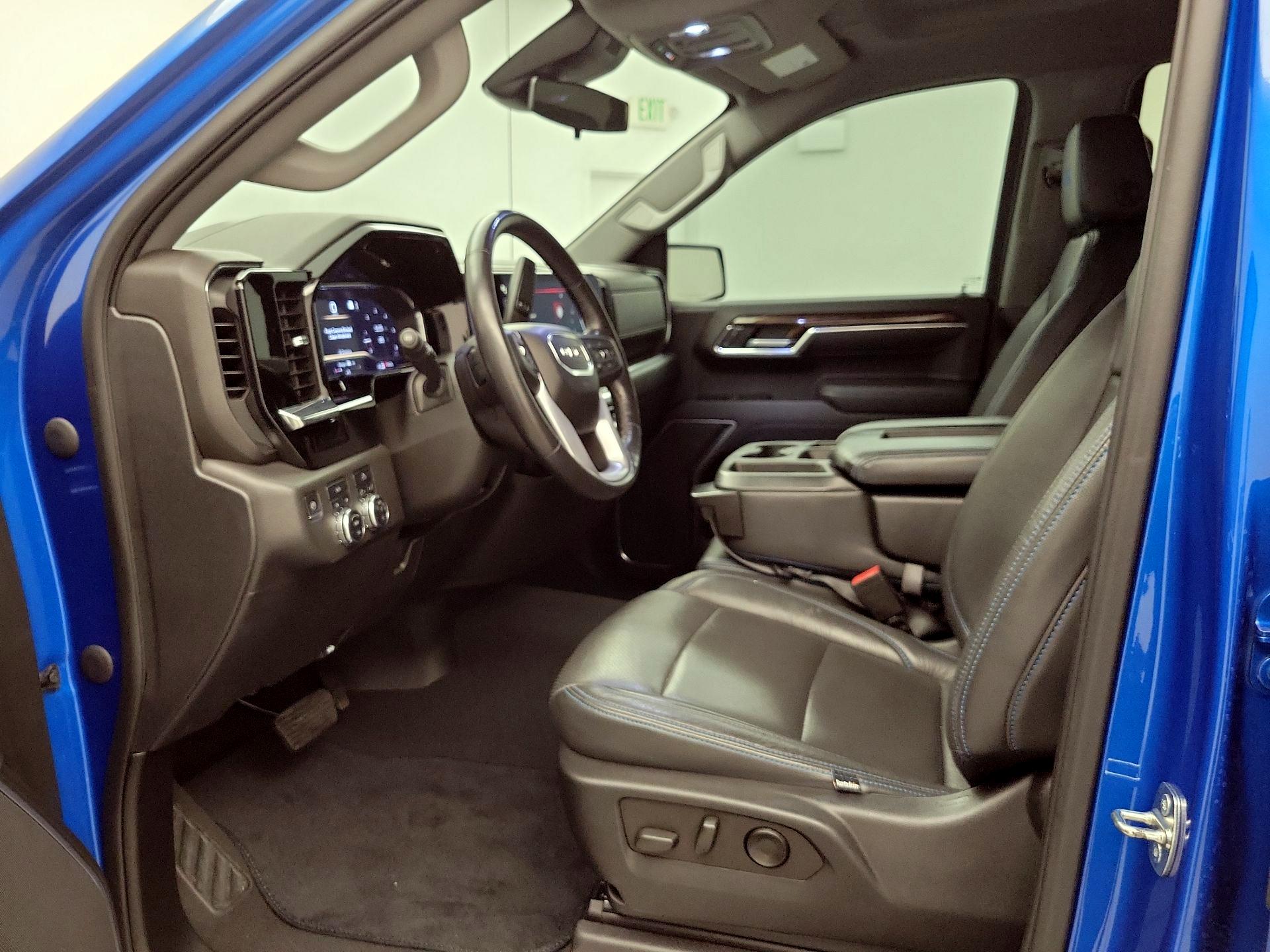 Thumbnail: 2022 GMC Sierra 1500 - 11