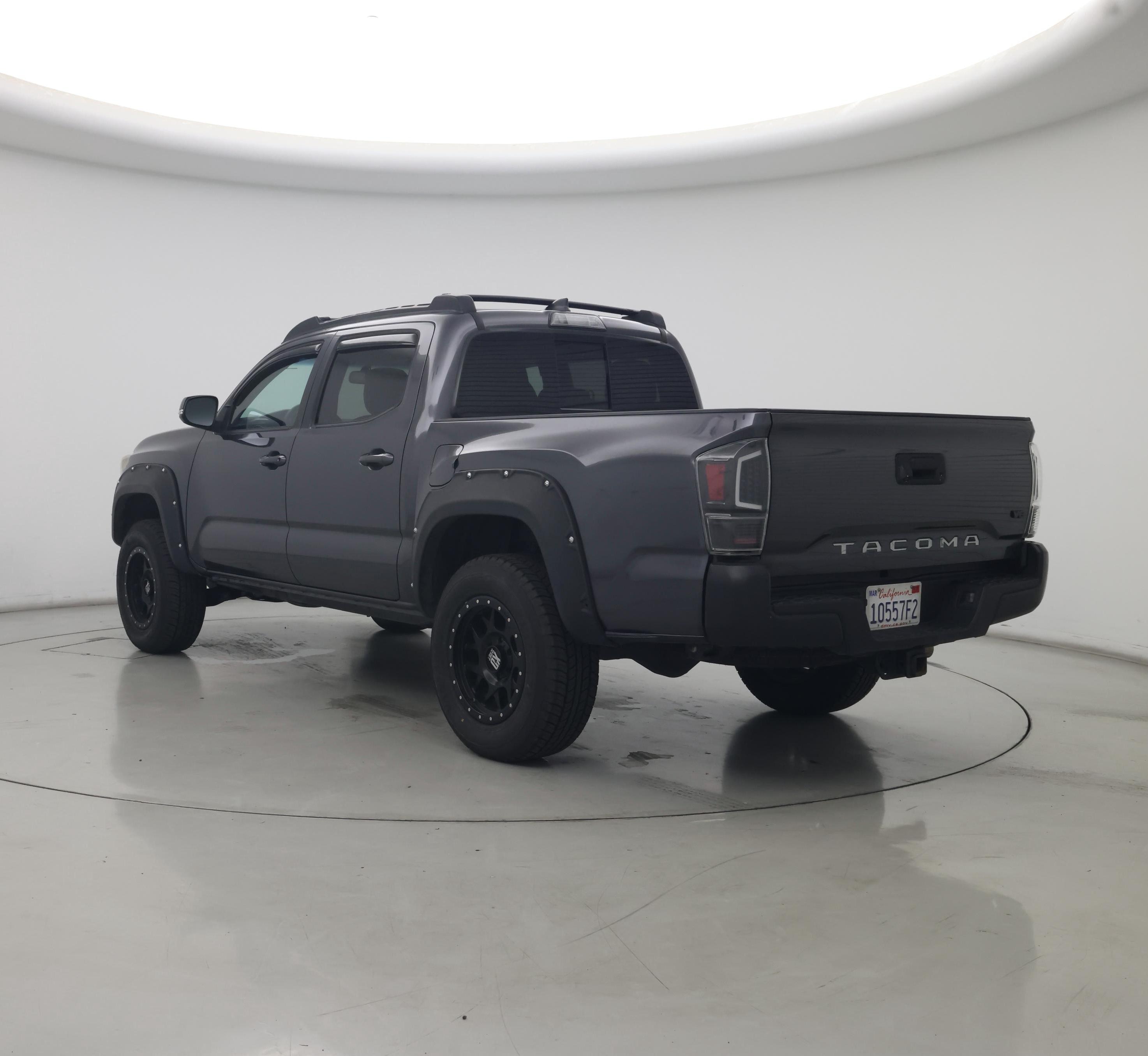 Thumbnail: 2017 Toyota Tacoma - 2