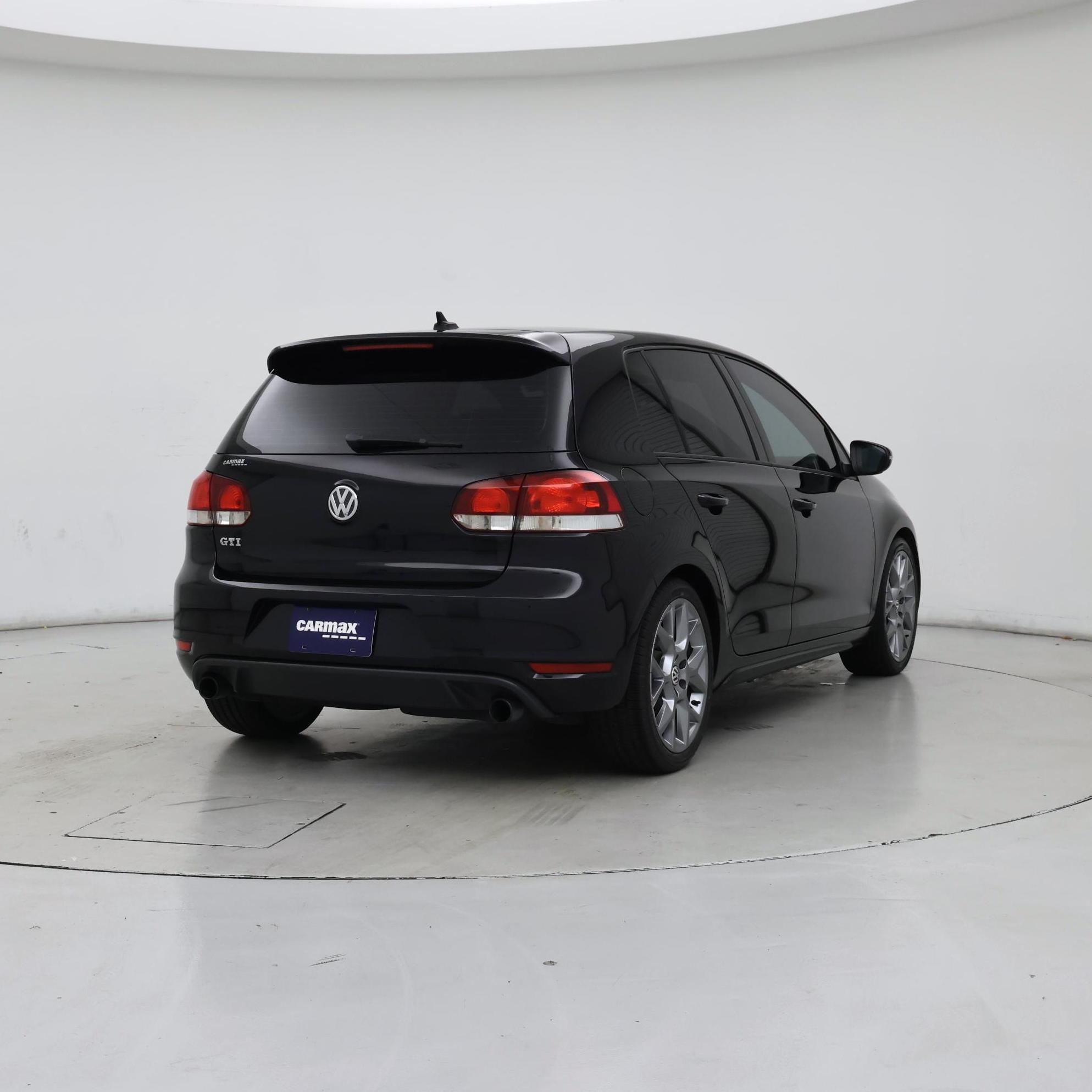 Thumbnail: 2014 Volkswagen Golf - 8