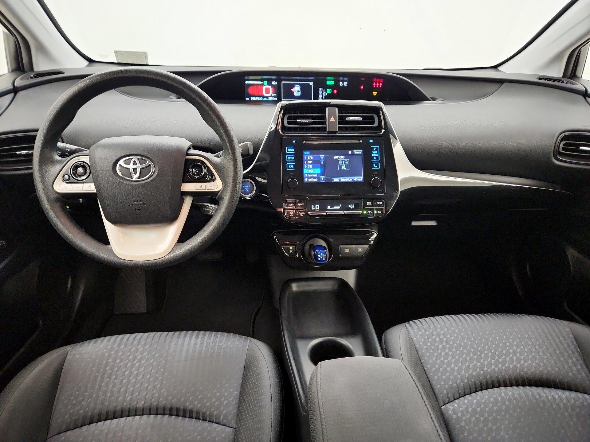 Thumbnail: 2017 Toyota Prius - 9