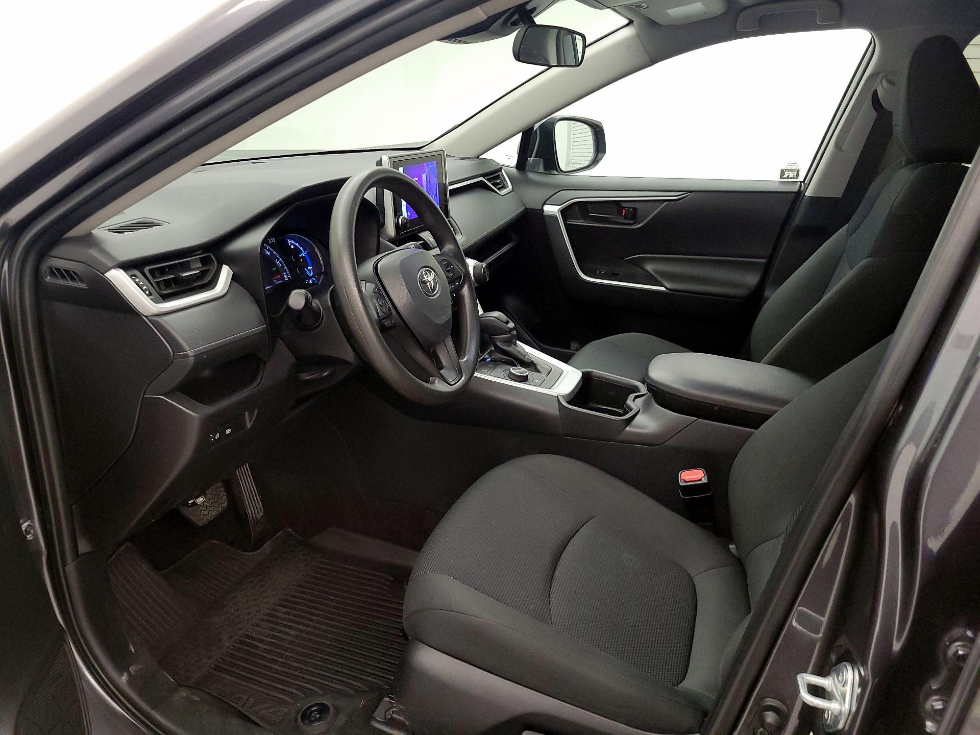 Thumbnail: 2024 Toyota RAV4 - 11