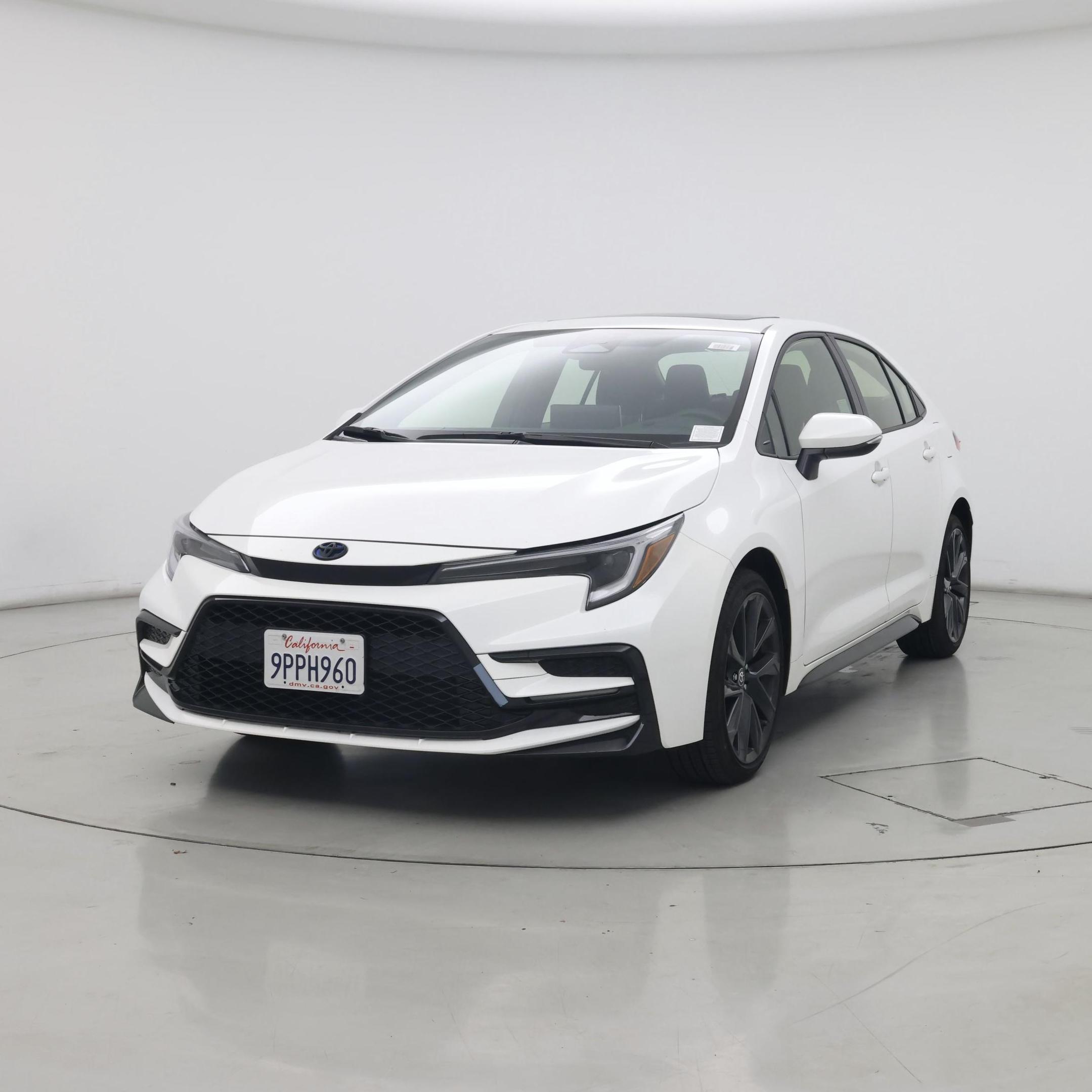 Thumbnail: 2025 Toyota Corolla - 4