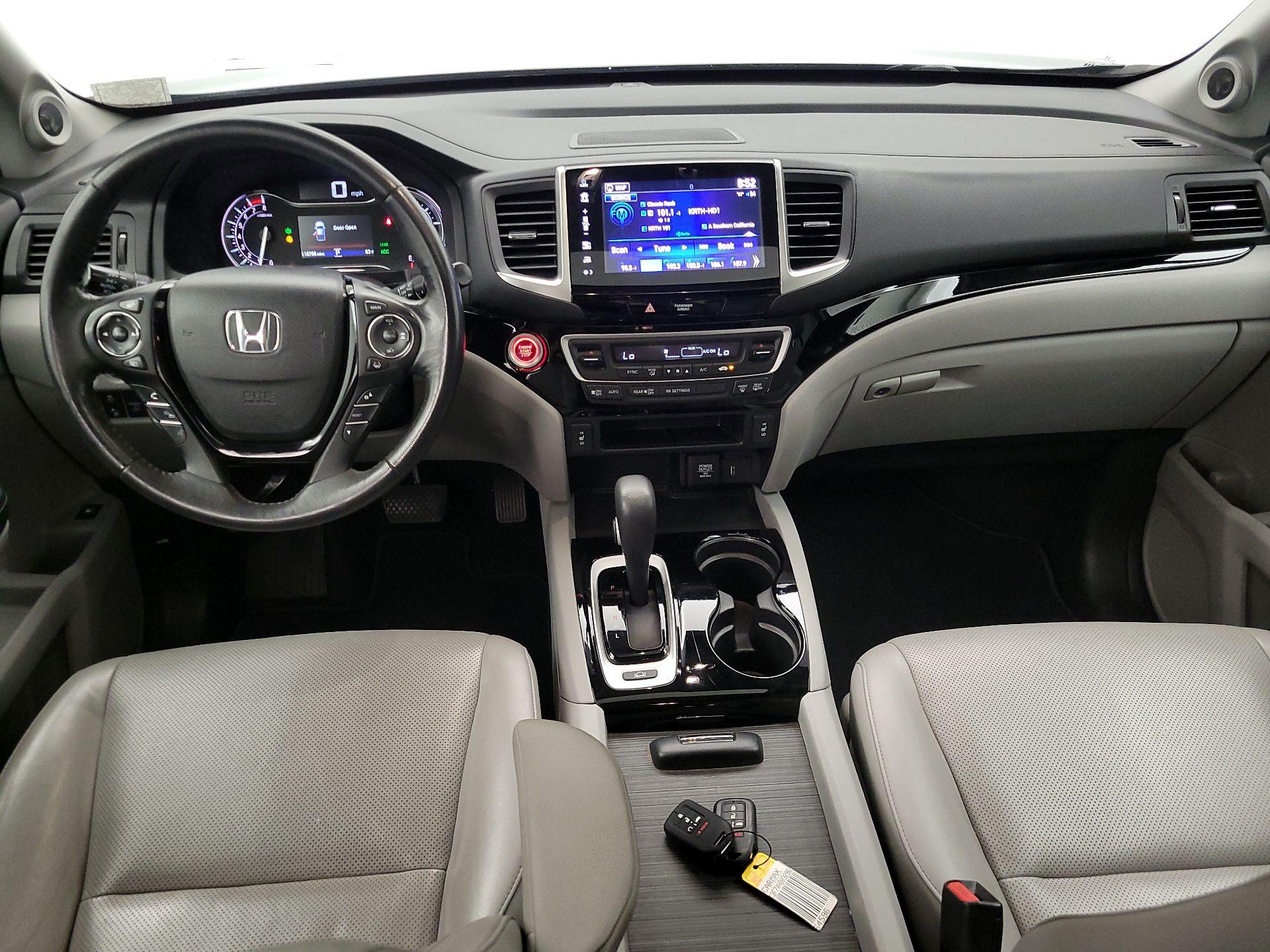 Thumbnail: 2017 Honda Ridgeline - 9