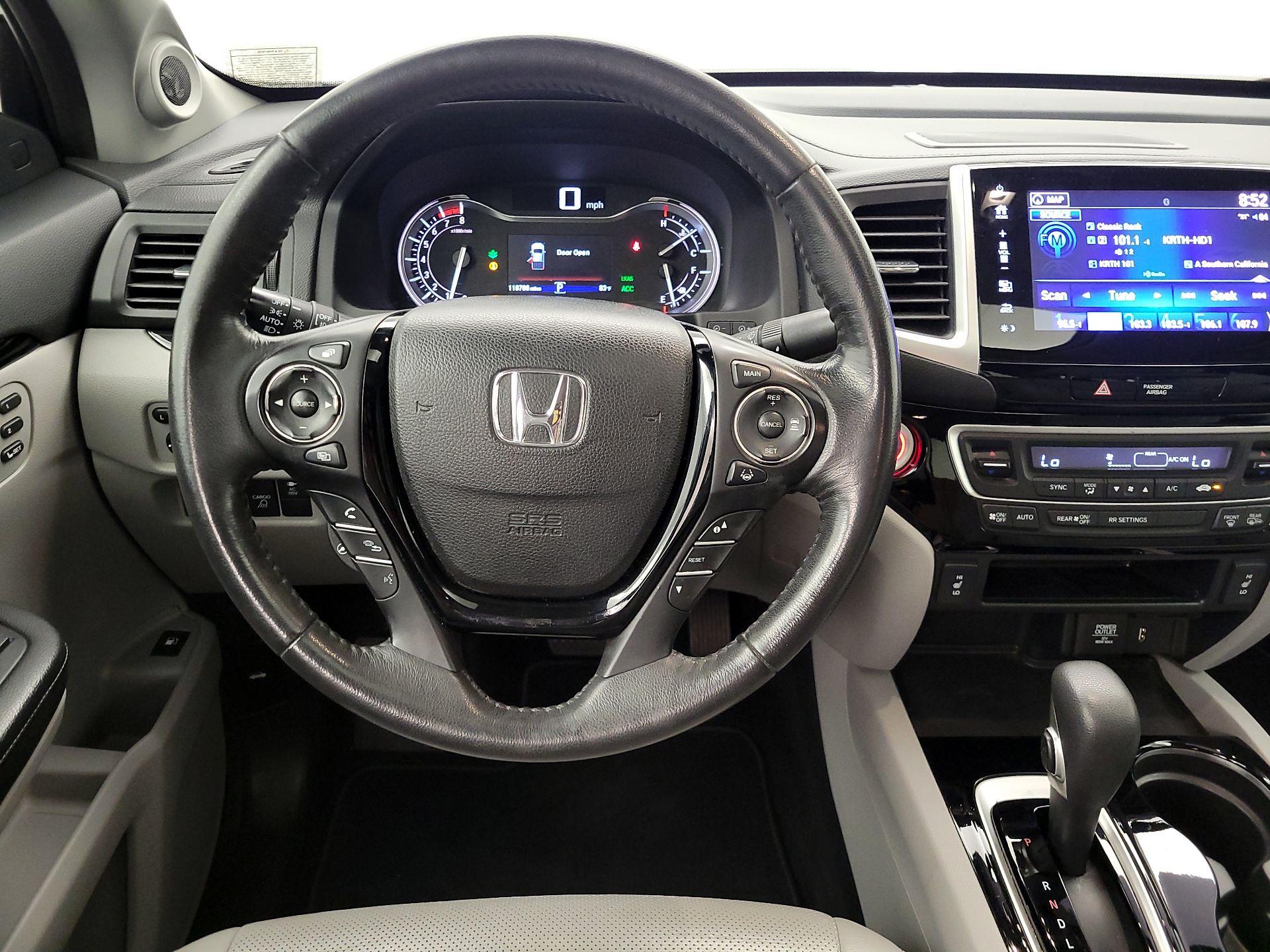 Thumbnail: 2017 Honda Ridgeline - 10