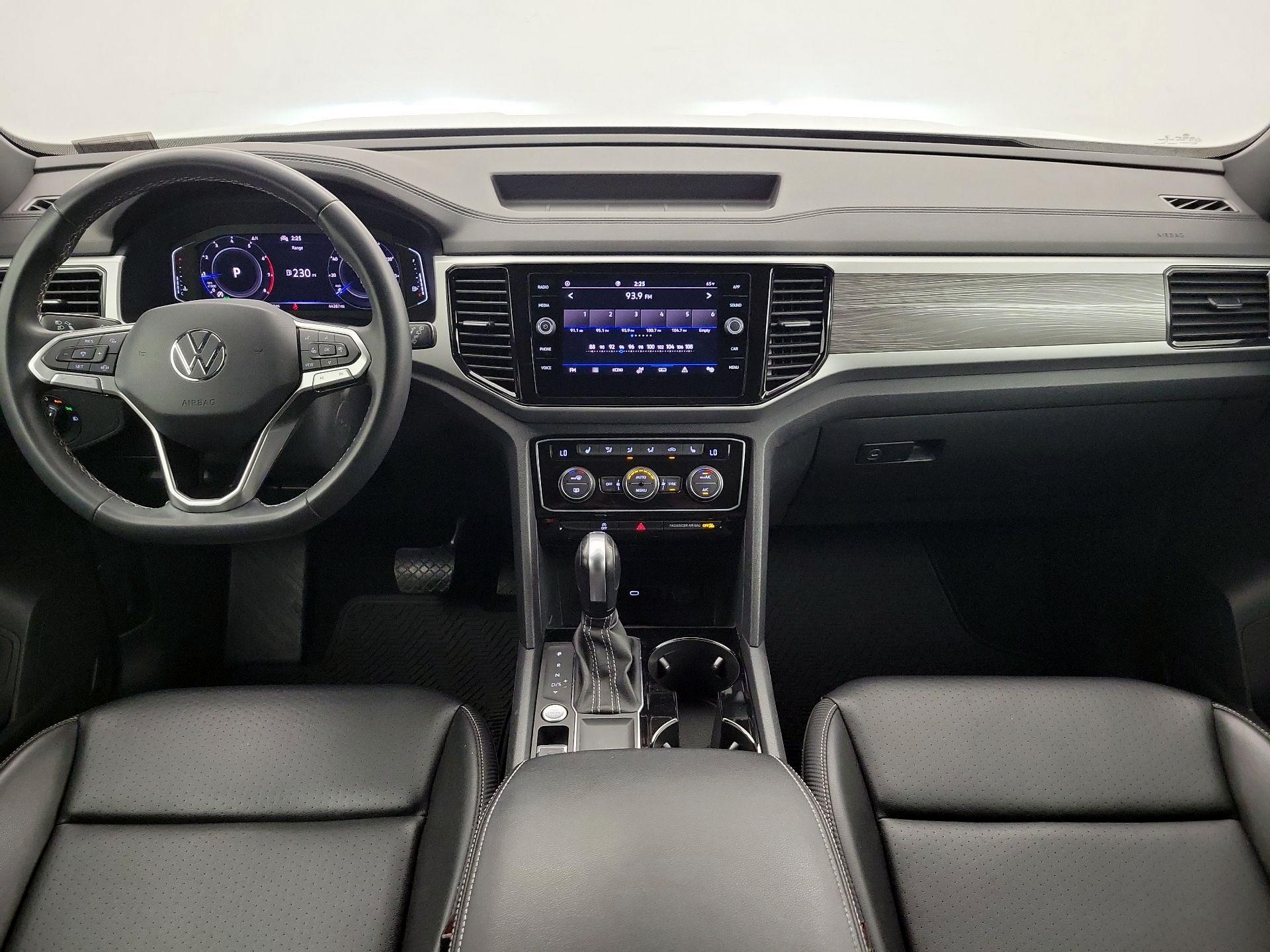 Thumbnail: 2022 Volkswagen Atlas - 9
