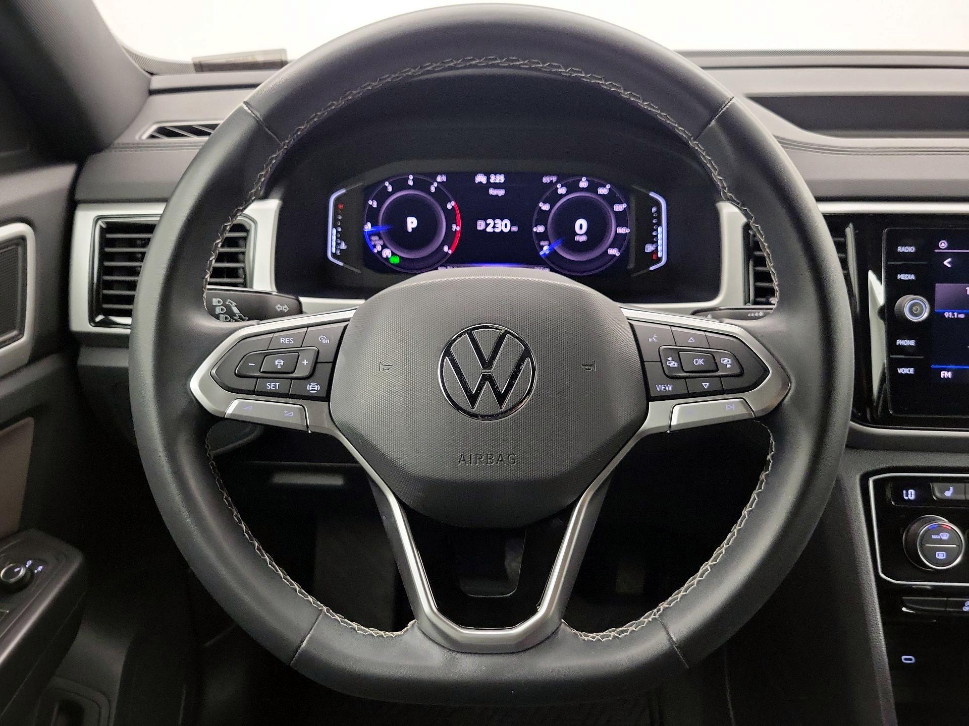 Thumbnail: 2022 Volkswagen Atlas - 10