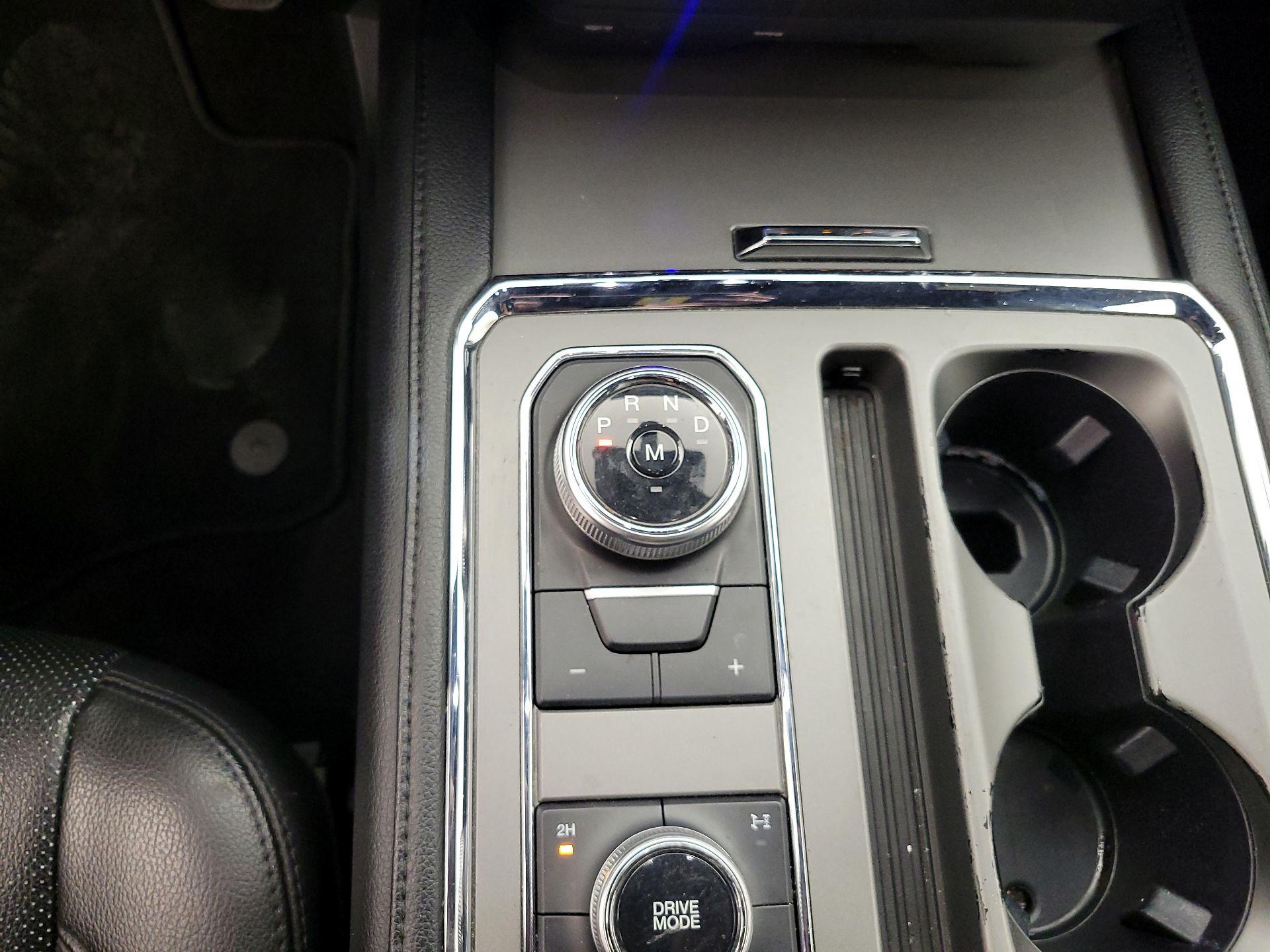 Thumbnail: 2020 Ford Expedition - 17