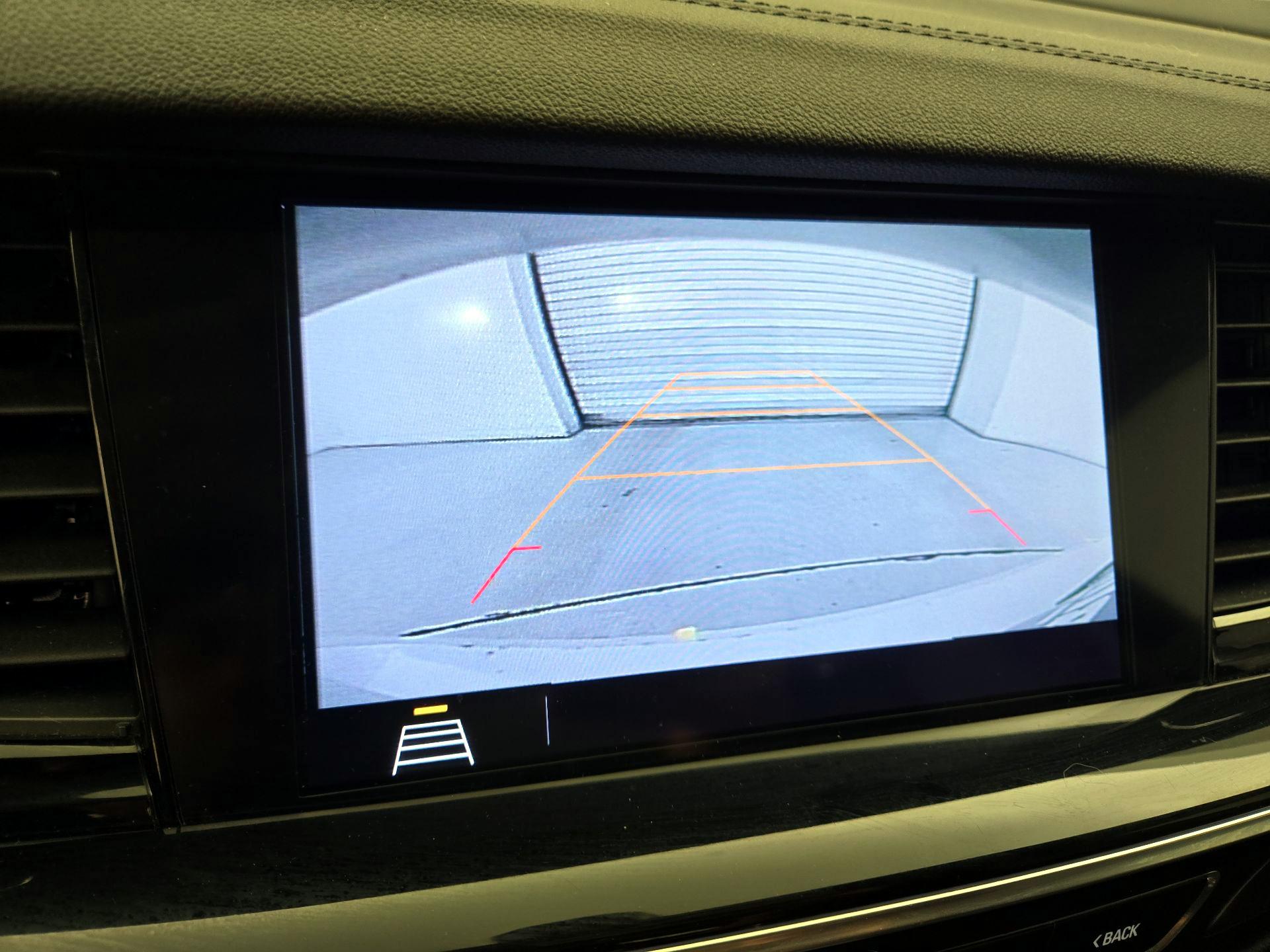 Thumbnail: 2018 Buick Regal - 13