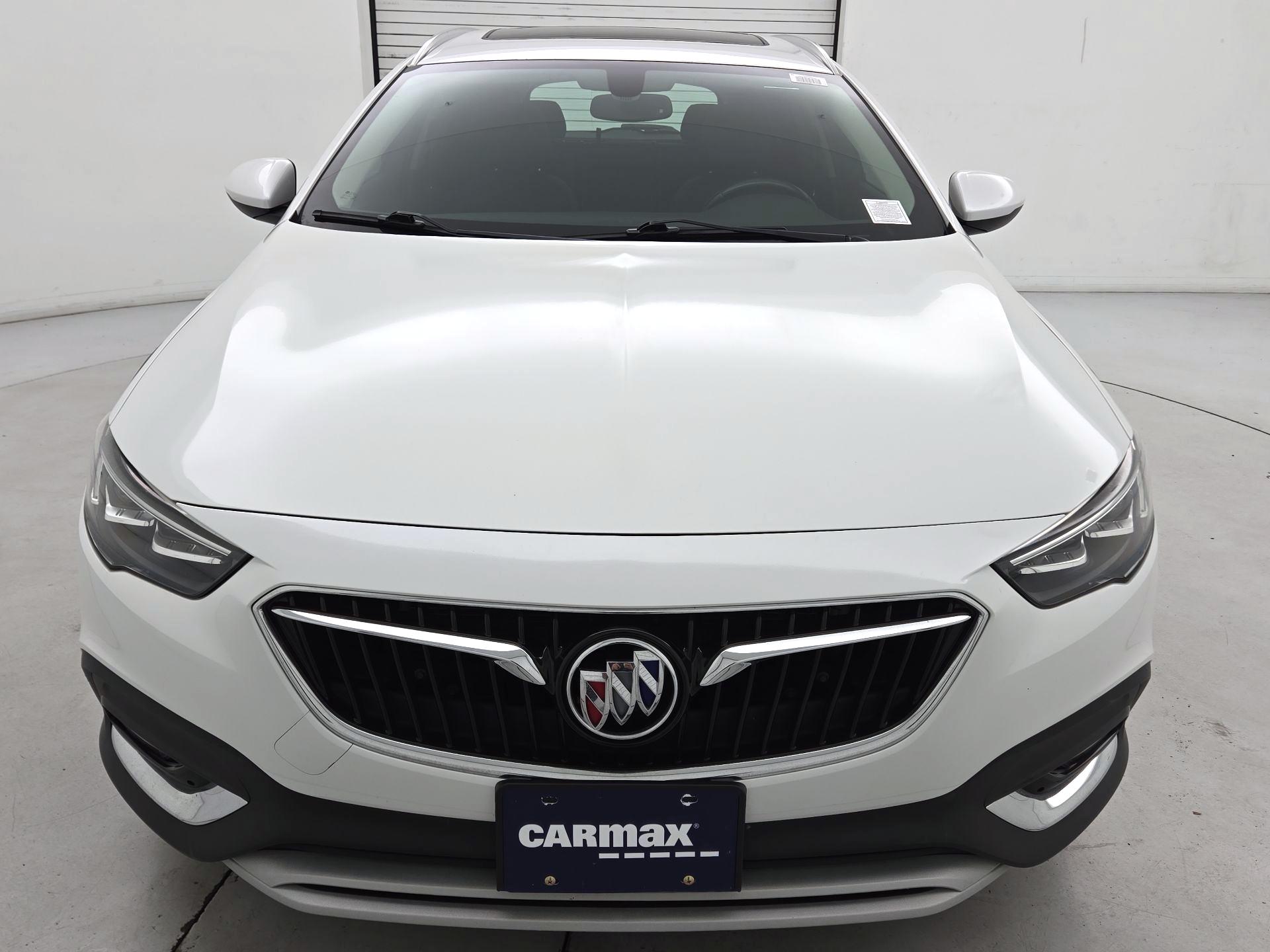 Thumbnail: 2018 Buick Regal - 2