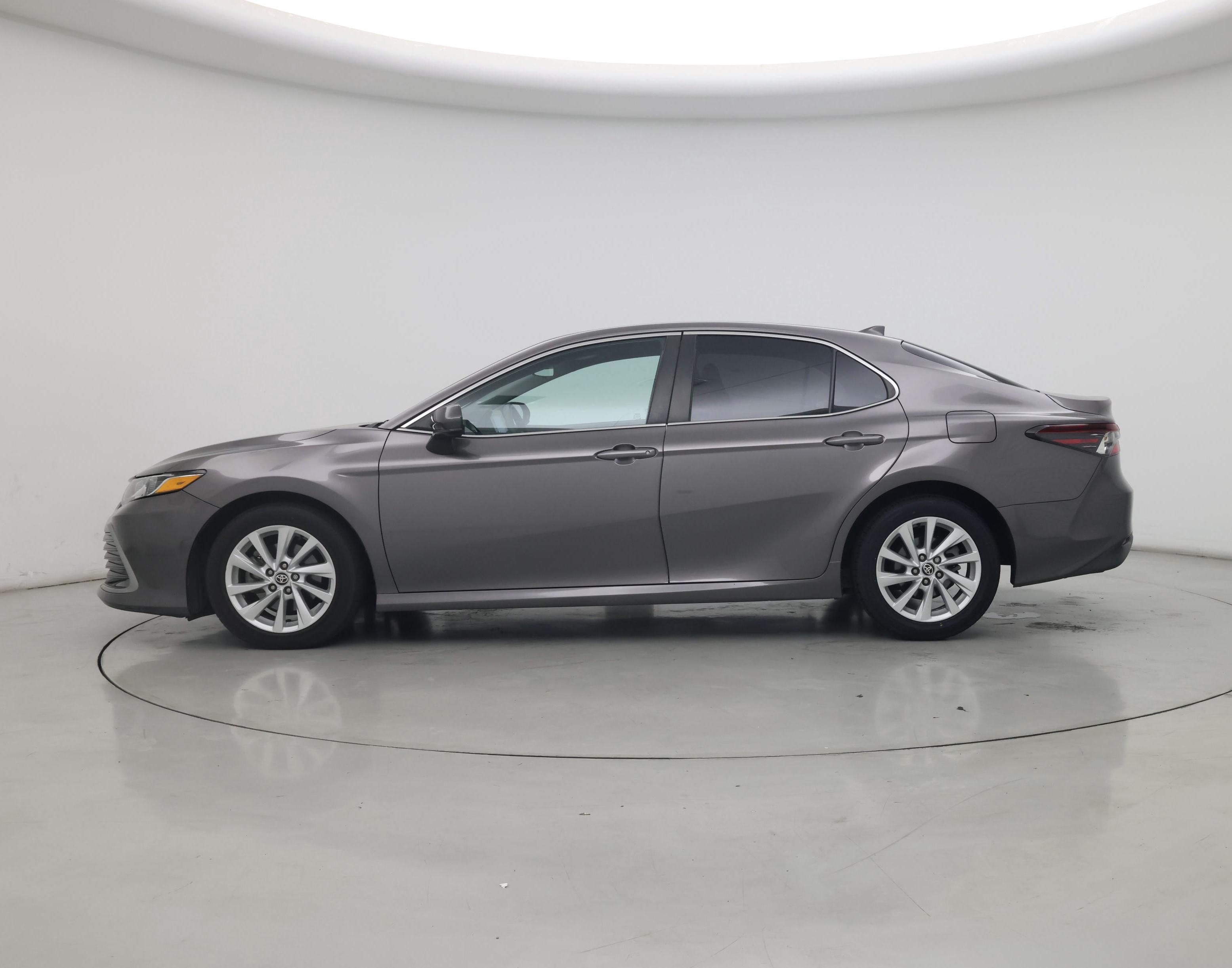 Thumbnail: 2021 Toyota Camry - 3