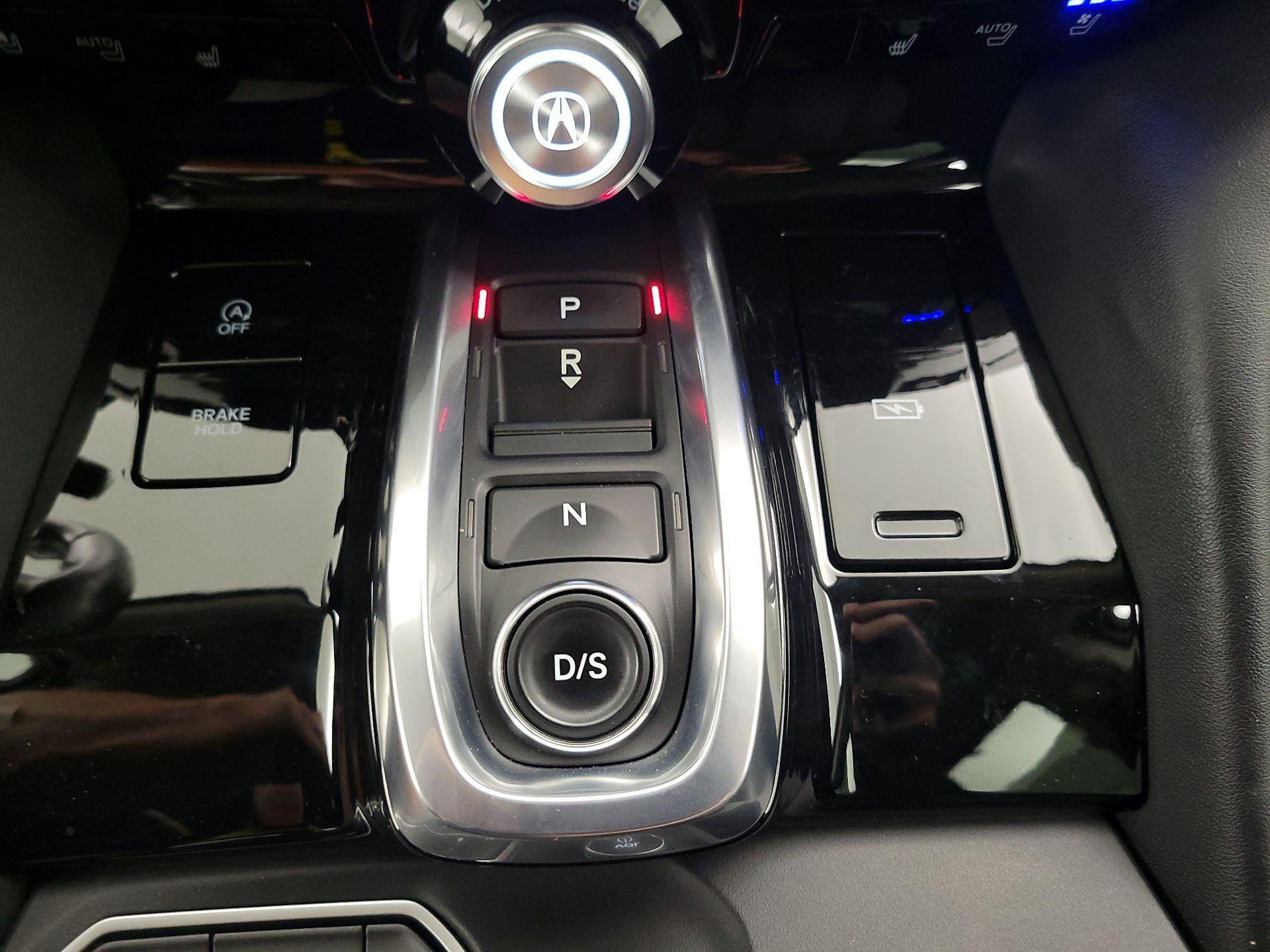 Thumbnail: 2023 Acura MDX - 18