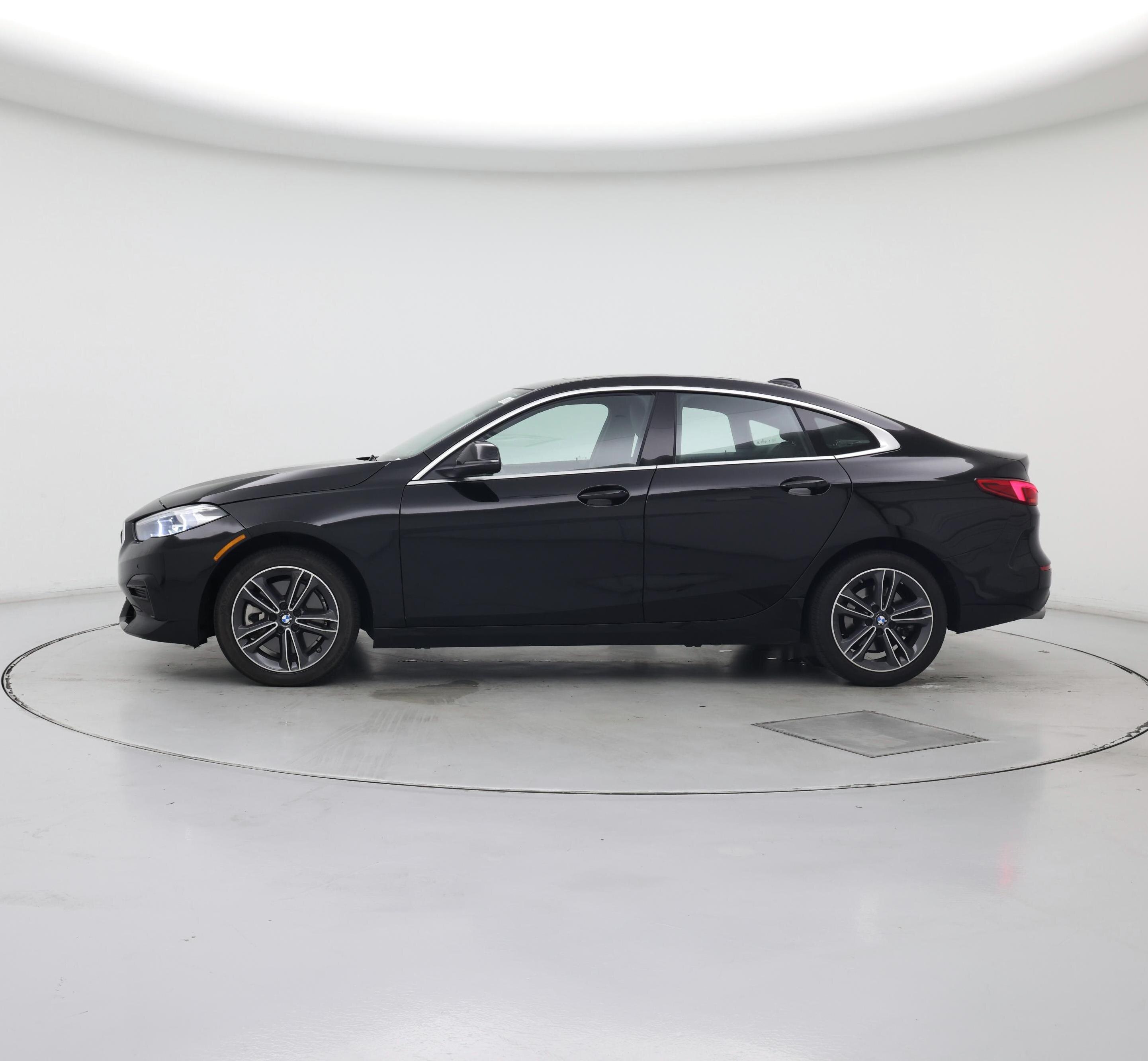 Thumbnail: 2024 BMW 2 Series - 3