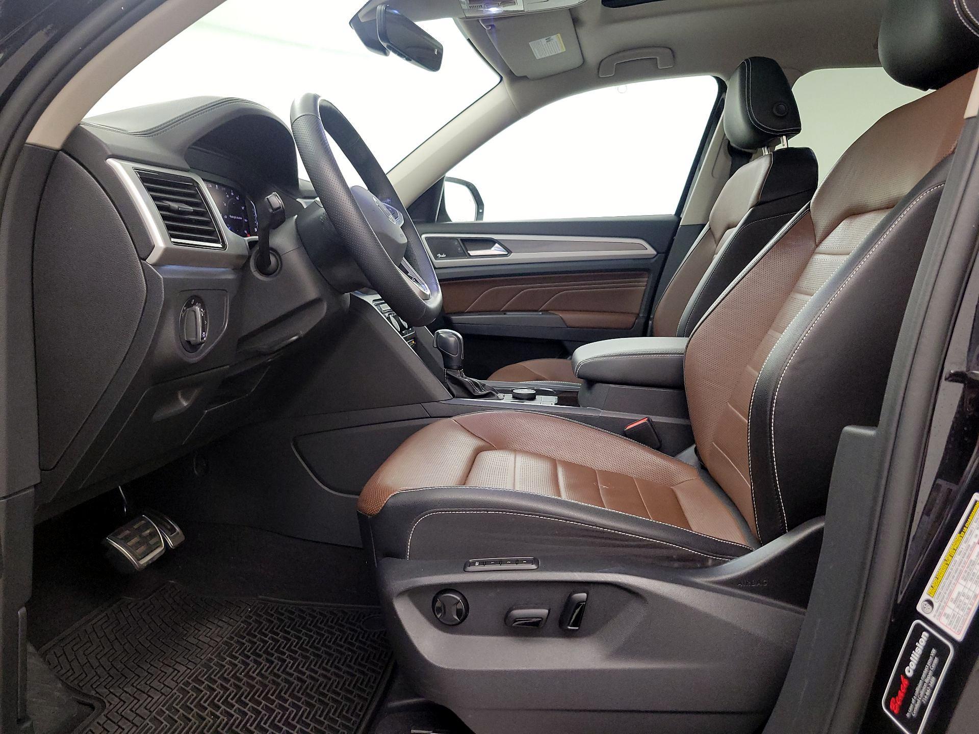 Thumbnail: 2023 Volkswagen Atlas - 11