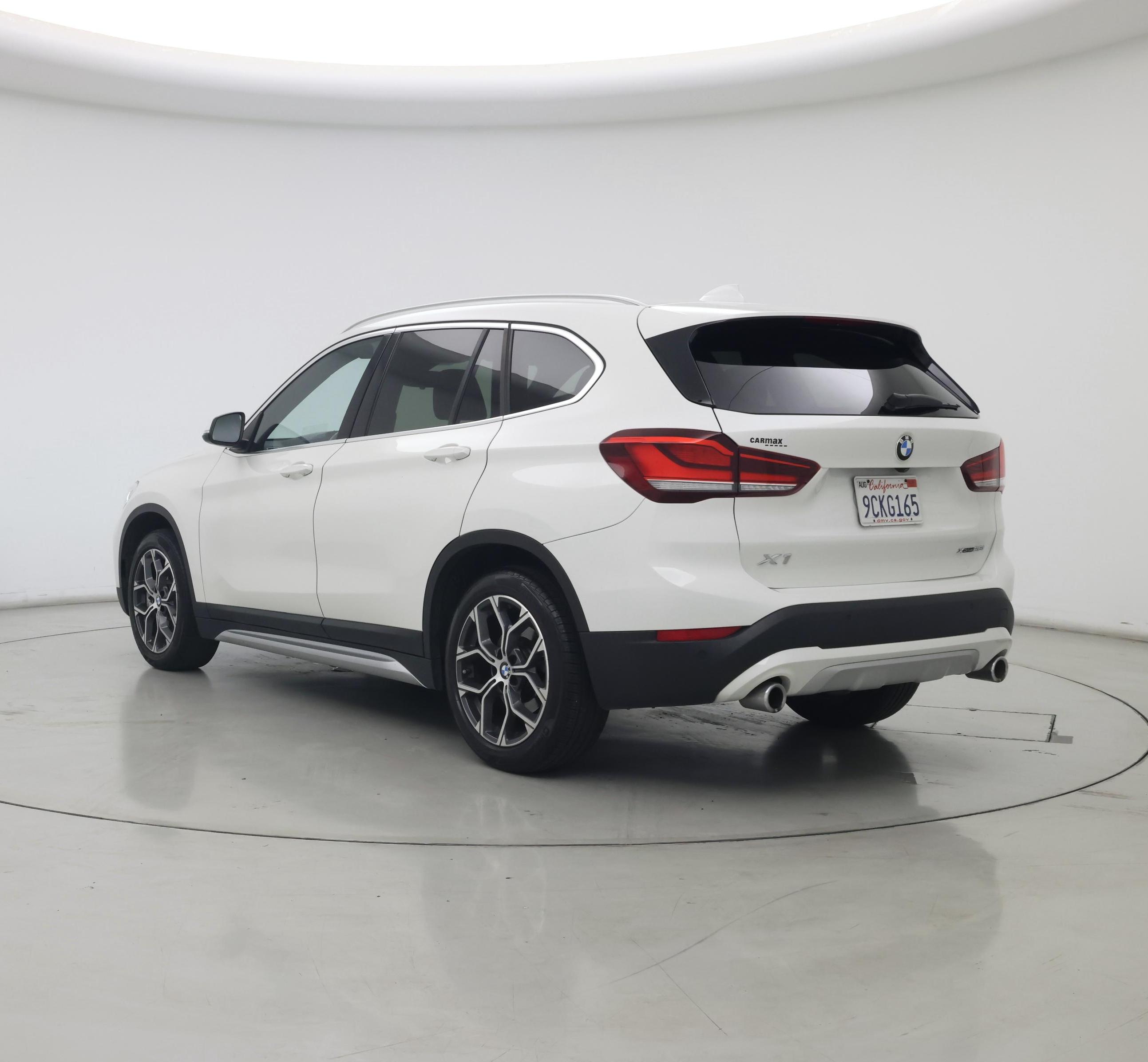 Thumbnail: 2022 BMW X1 - 2
