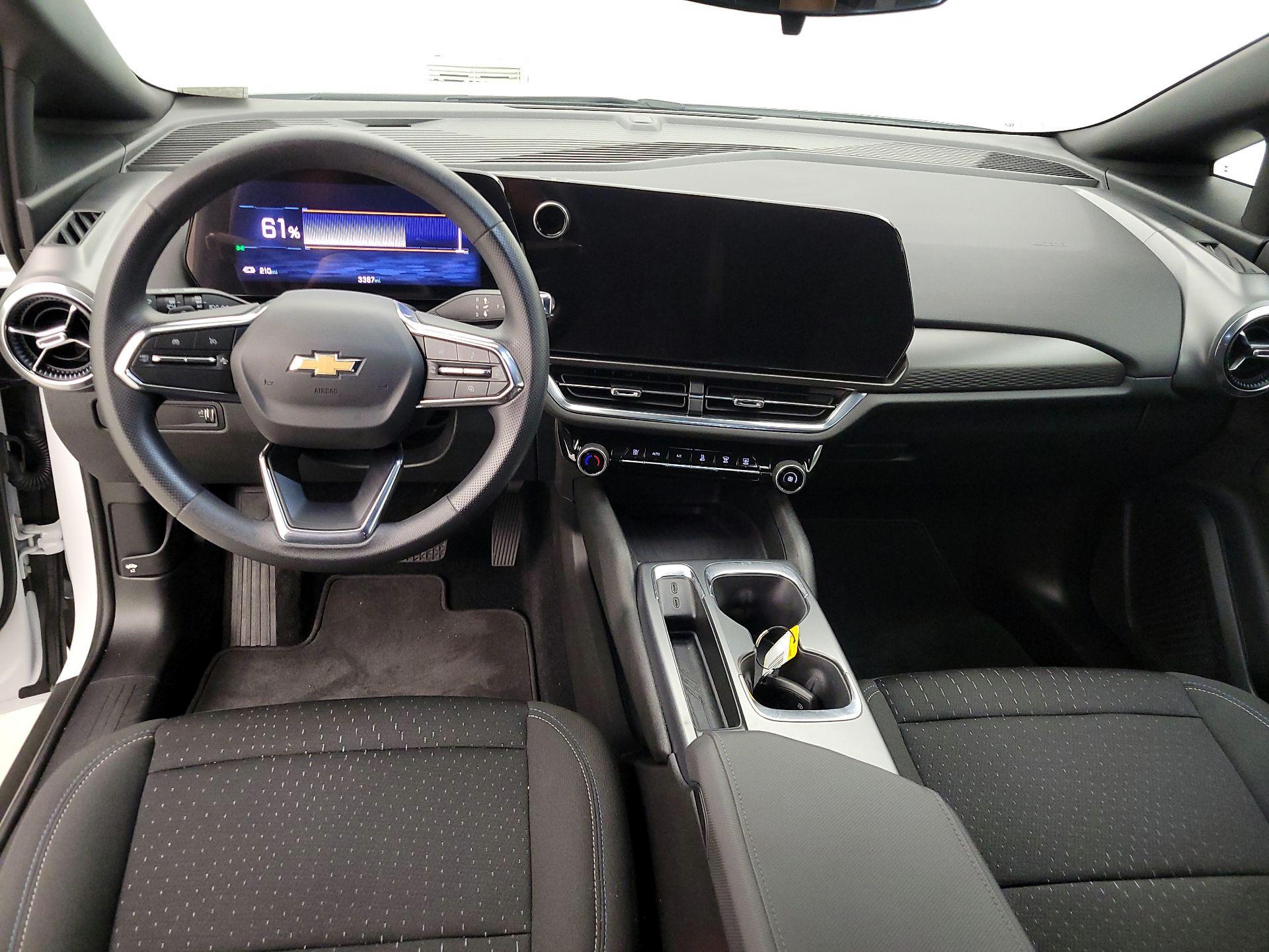 Thumbnail: 2025 Chevrolet Equinox - 9