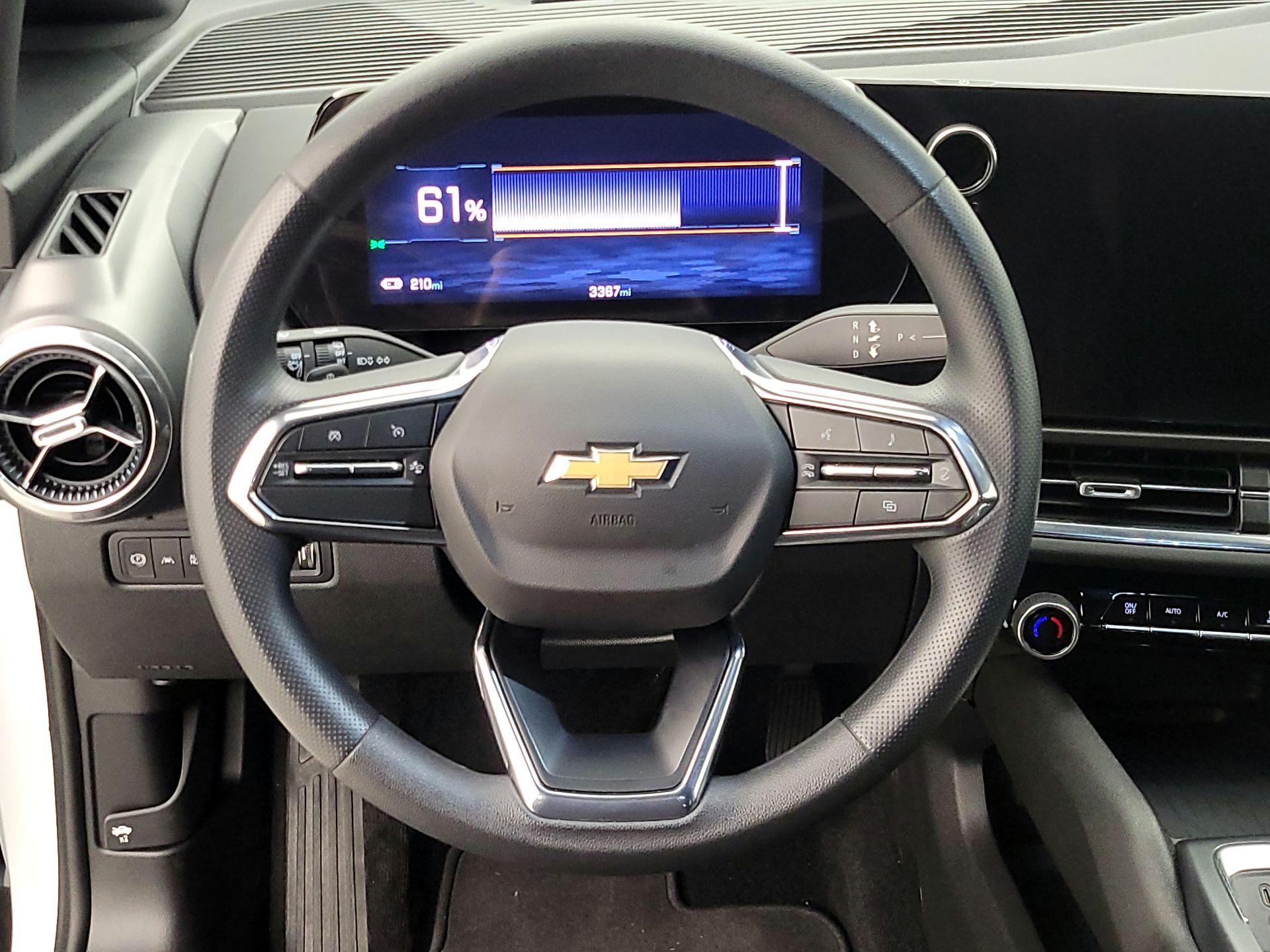 Thumbnail: 2025 Chevrolet Equinox - 10