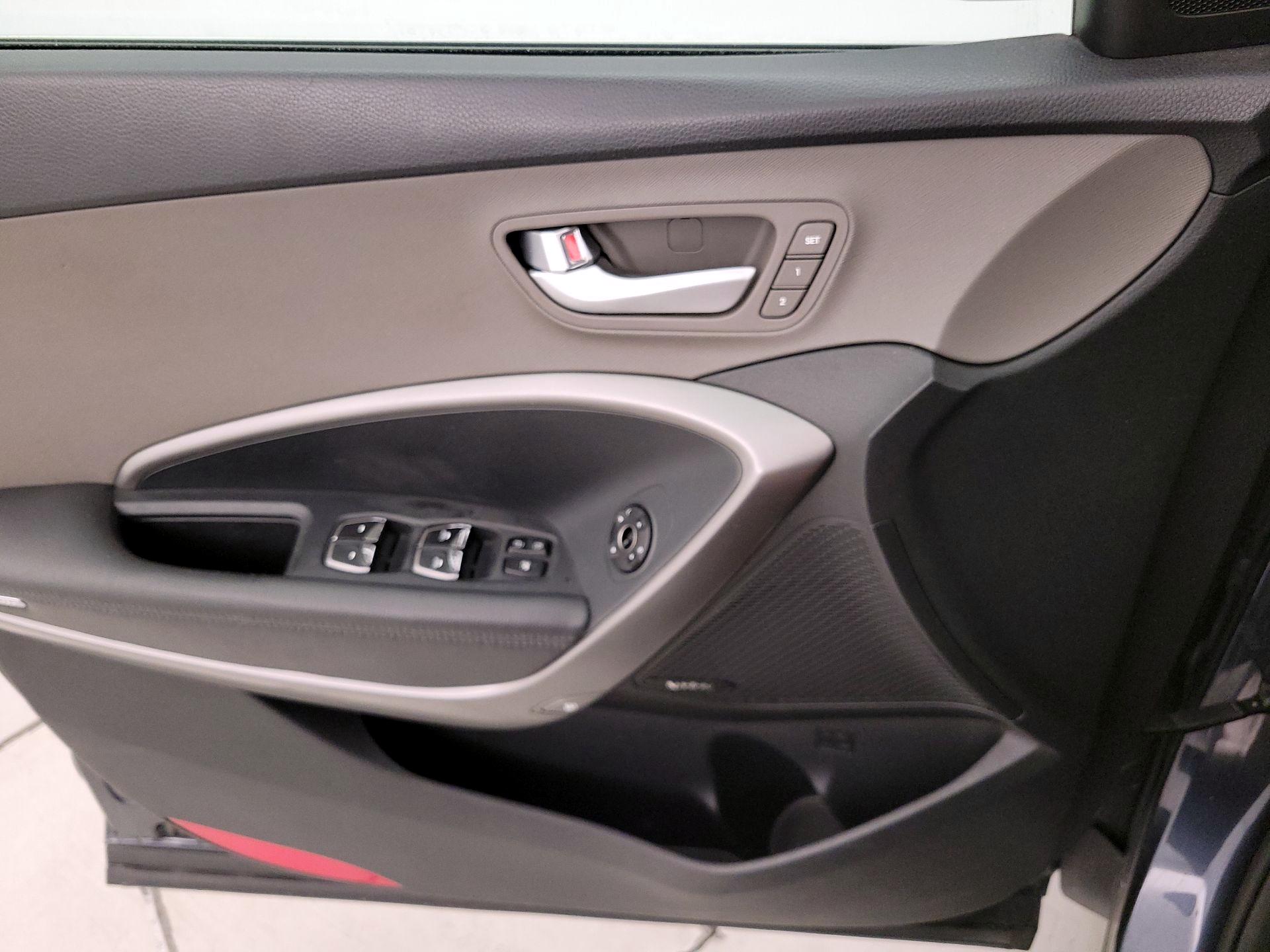 Thumbnail: 2018 Hyundai Santa Fe - 12