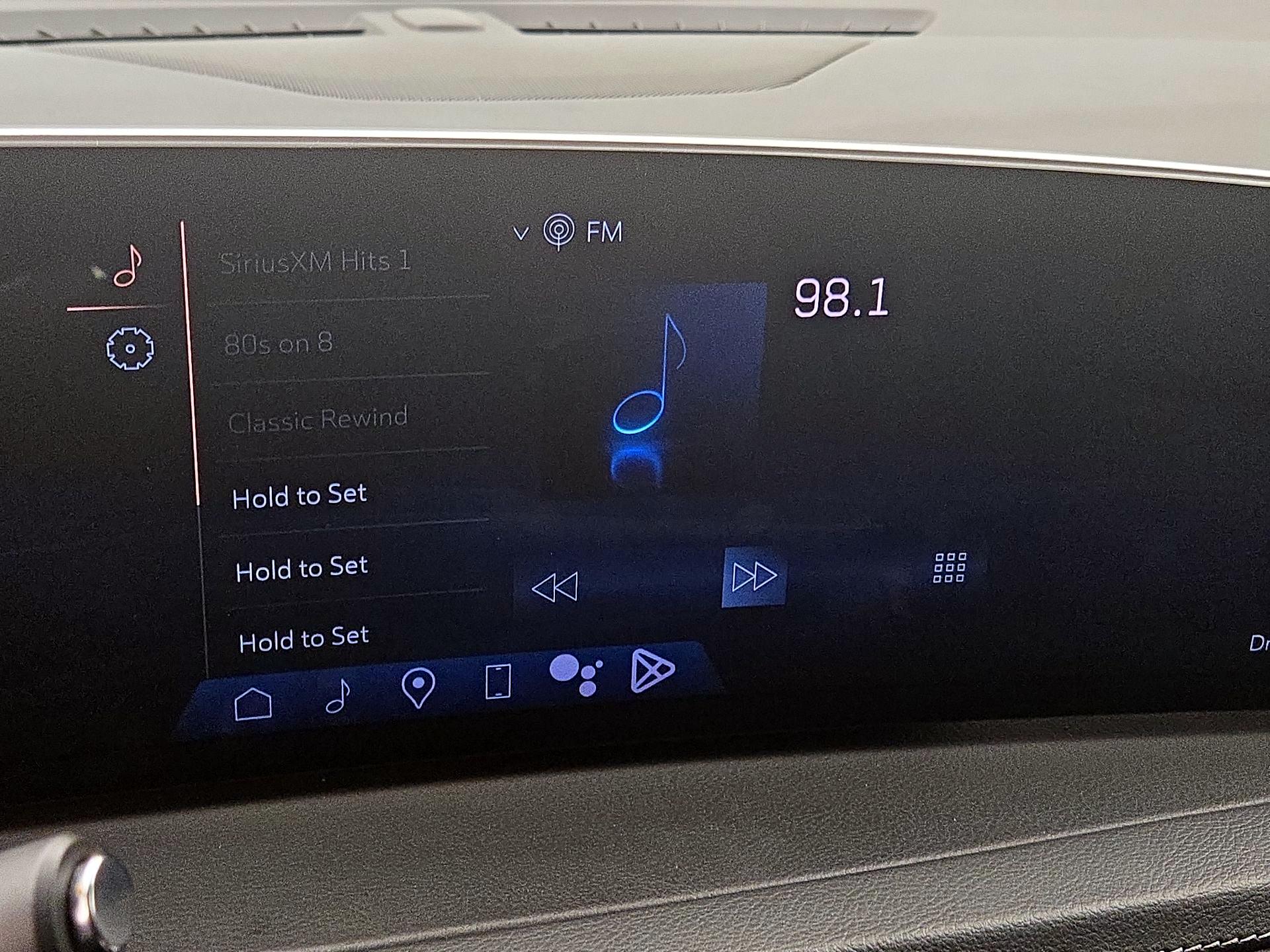 Thumbnail: 2024 Cadillac XT4 - 16