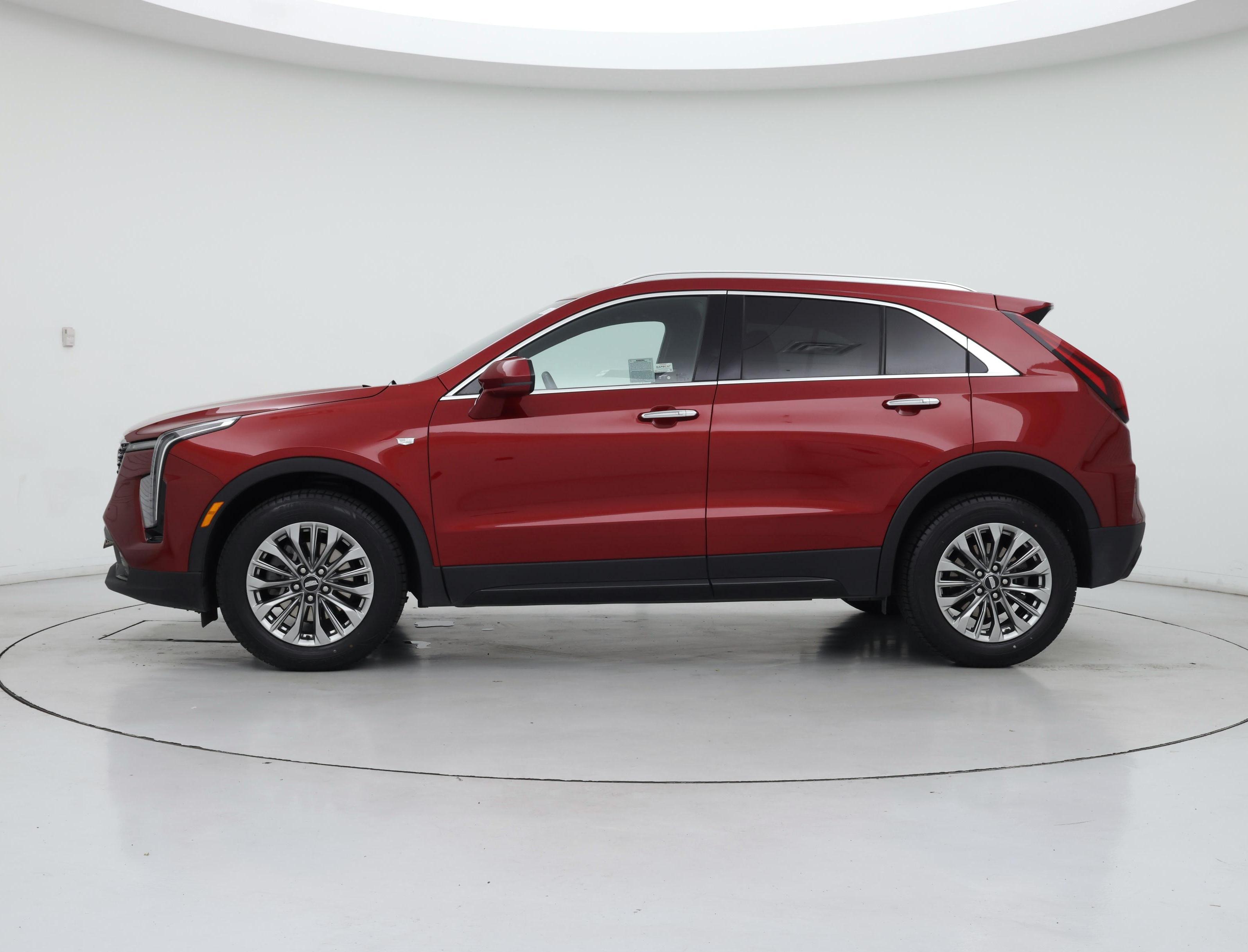 Thumbnail: 2024 Cadillac XT4 - 3
