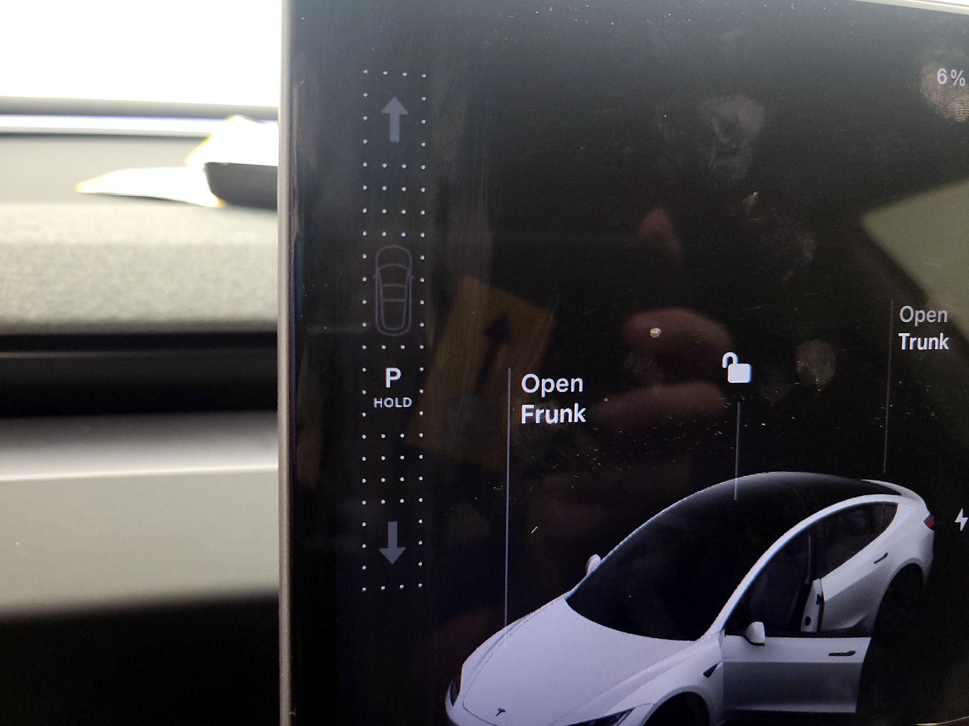 Thumbnail: 2025 Tesla Model 3 - 17