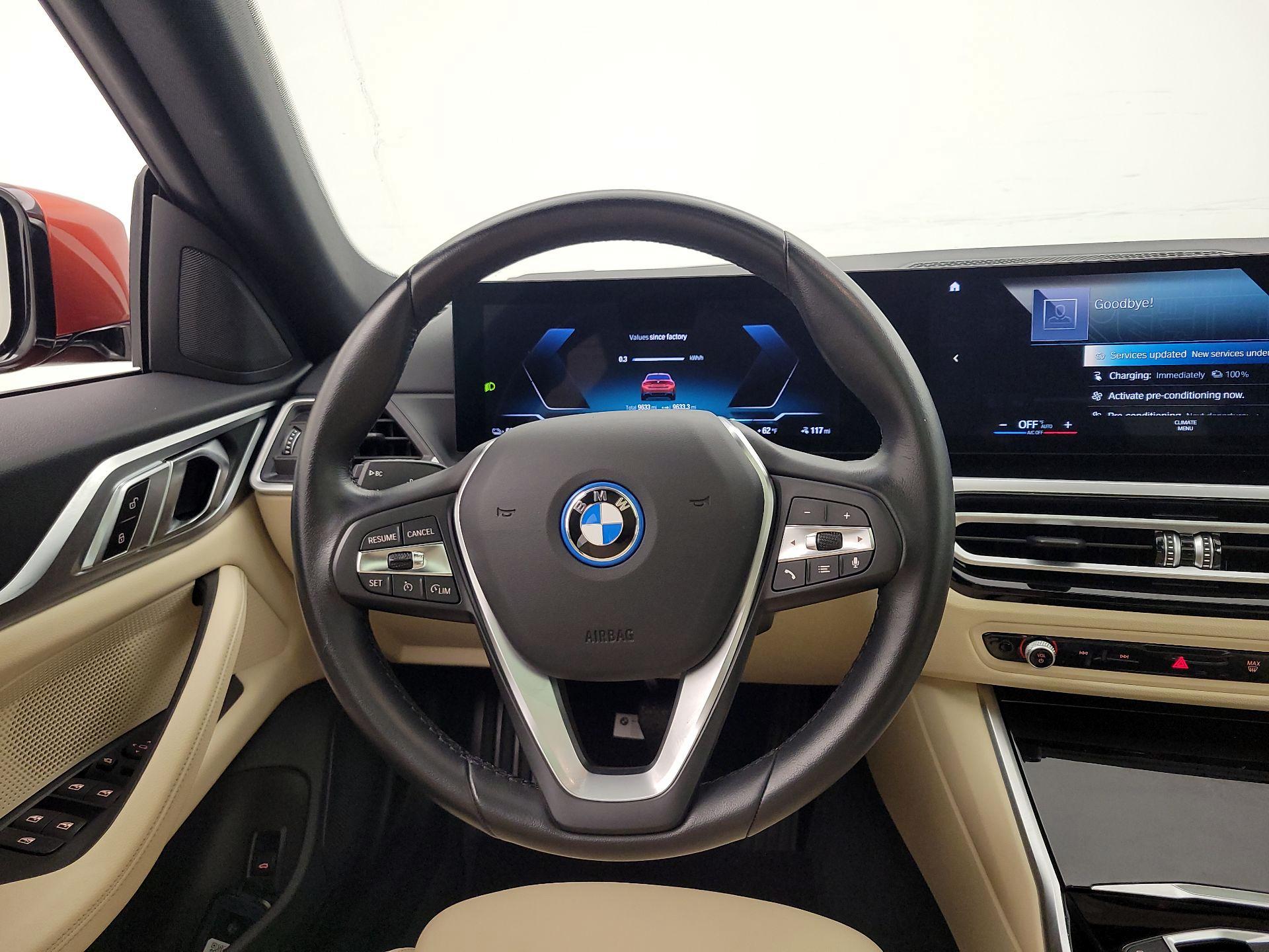 Thumbnail: 2023 BMW i4 - 10