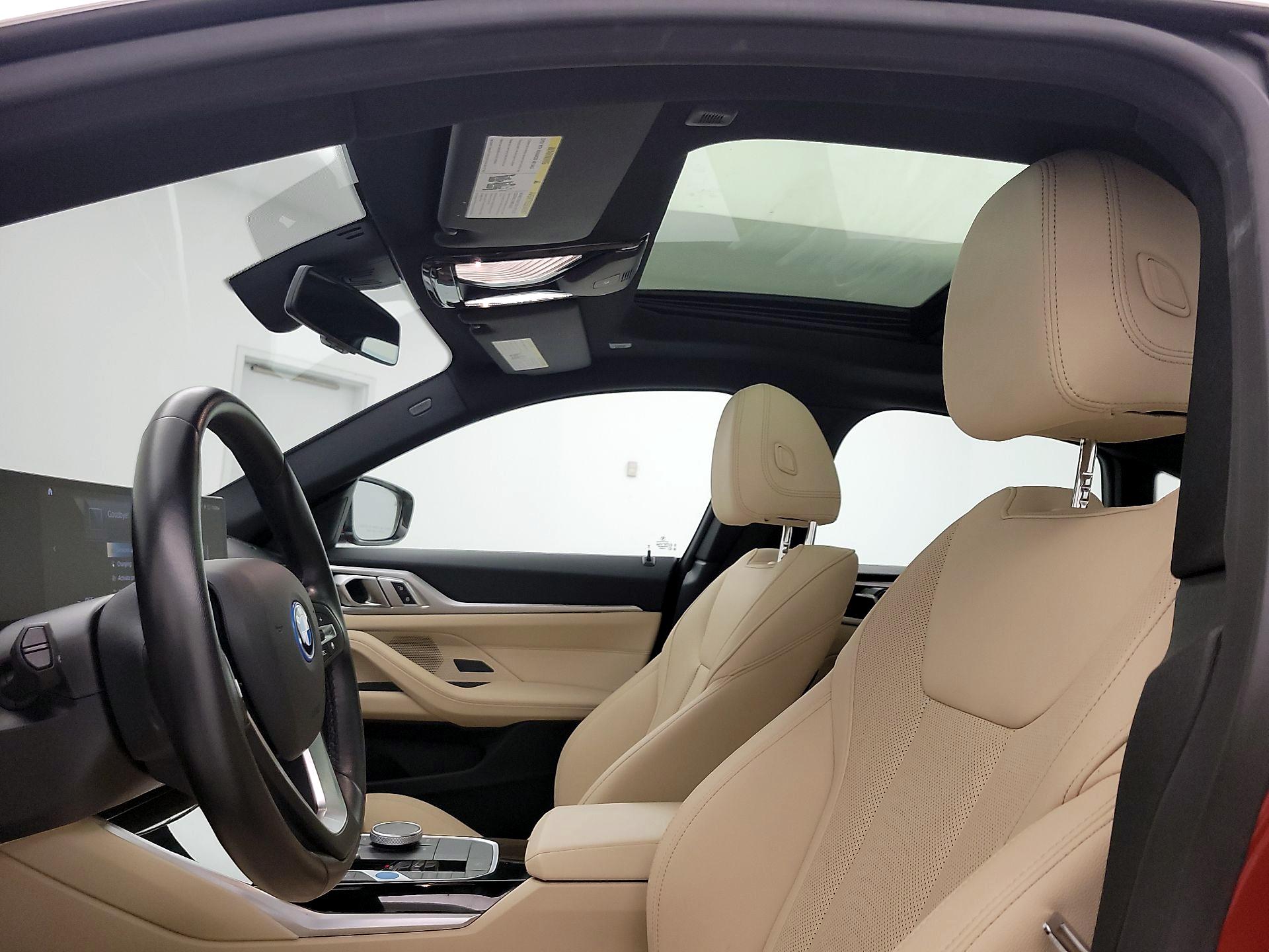 Thumbnail: 2023 BMW i4 - 20