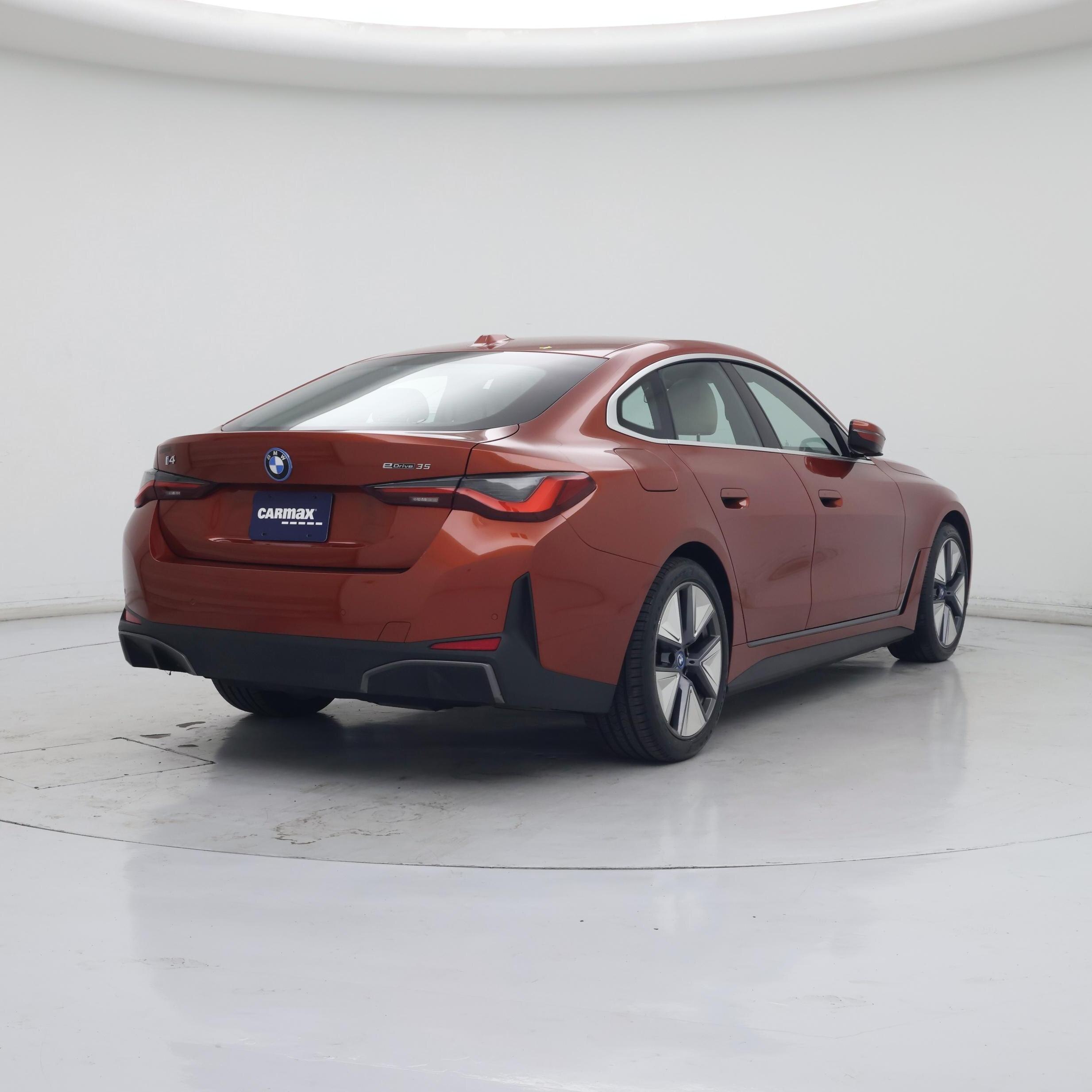 Thumbnail: 2023 BMW i4 - 8