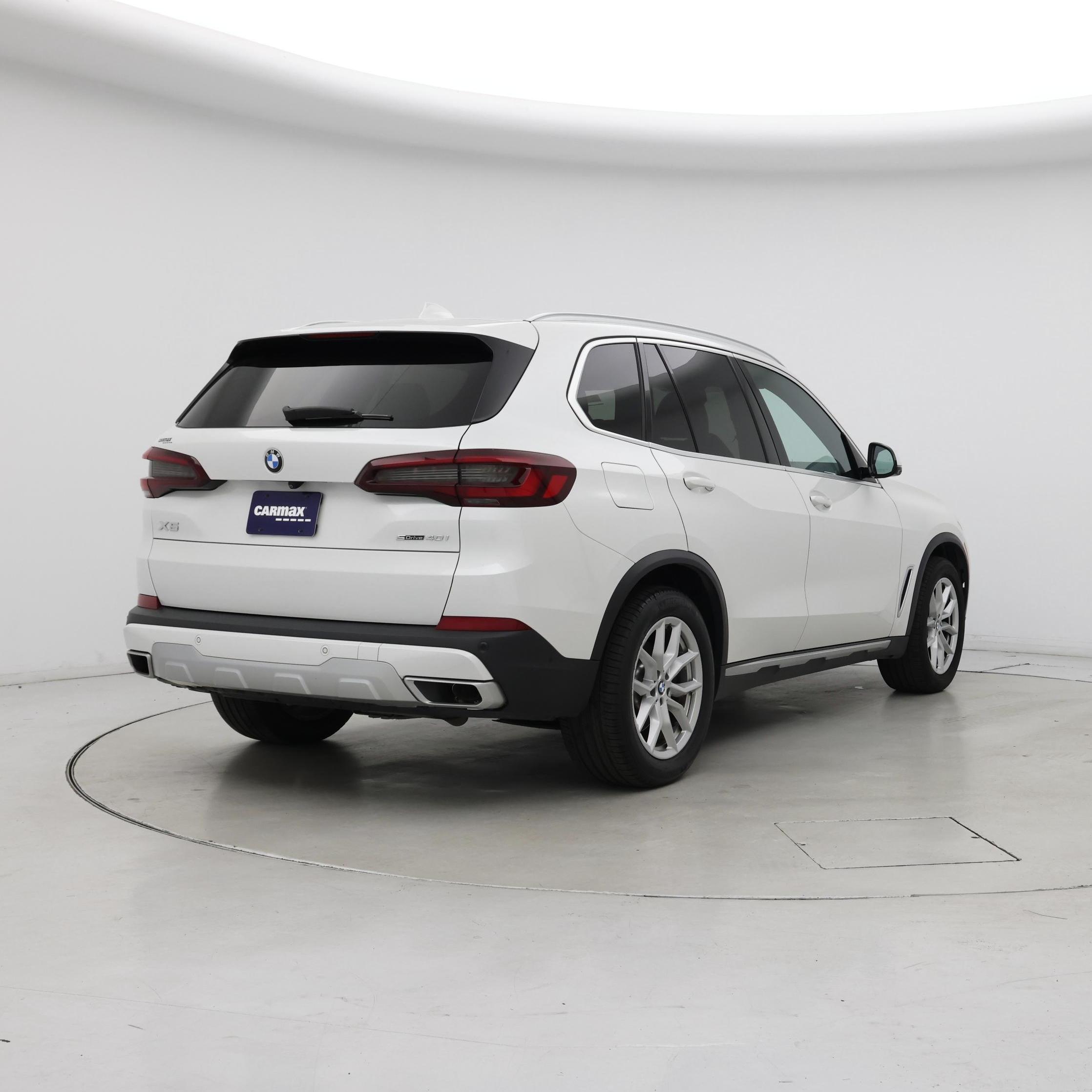Thumbnail: 2022 BMW X5 - 8