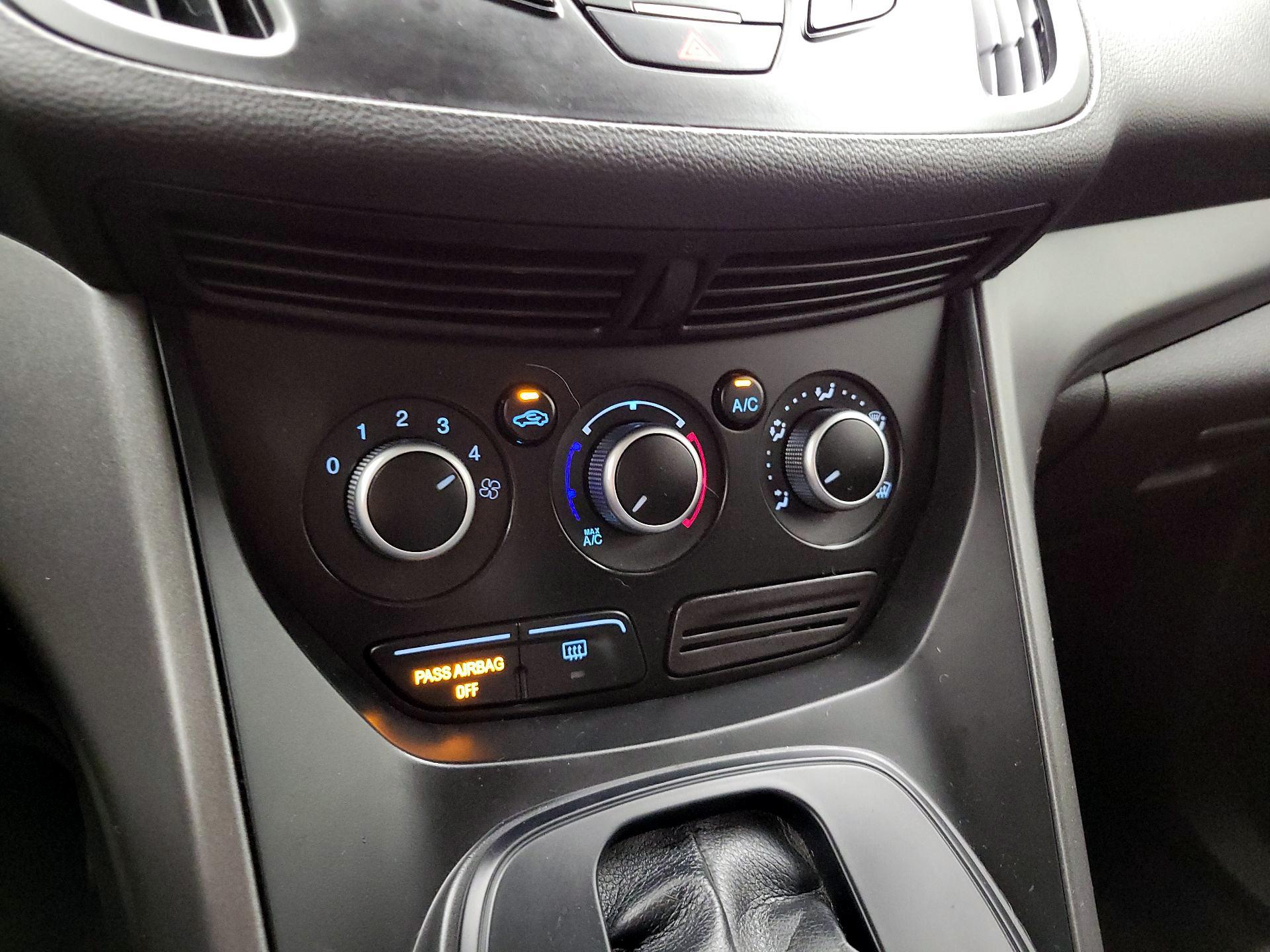 Thumbnail: 2016 Ford Escape - 16