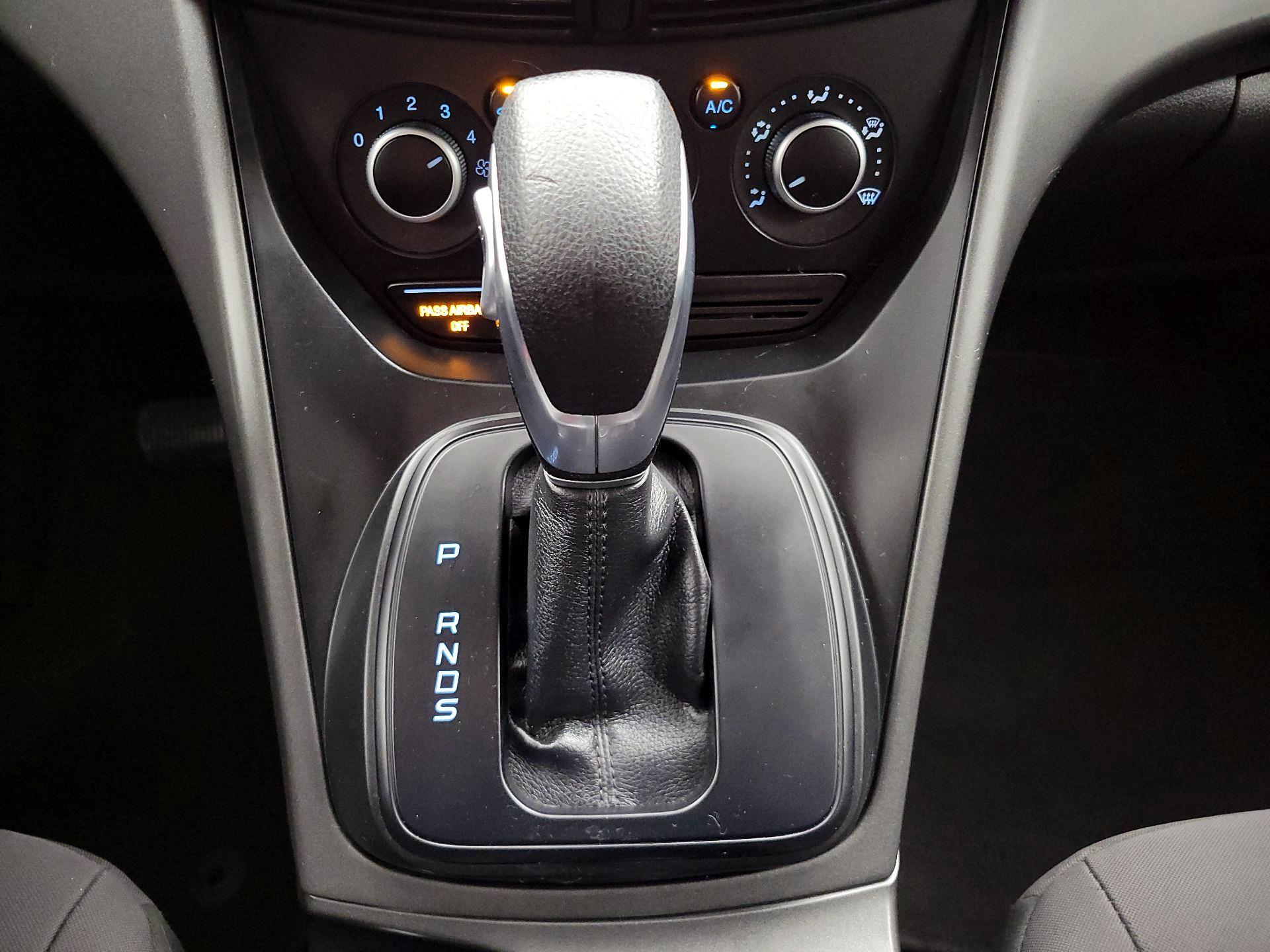 Thumbnail: 2016 Ford Escape - 17