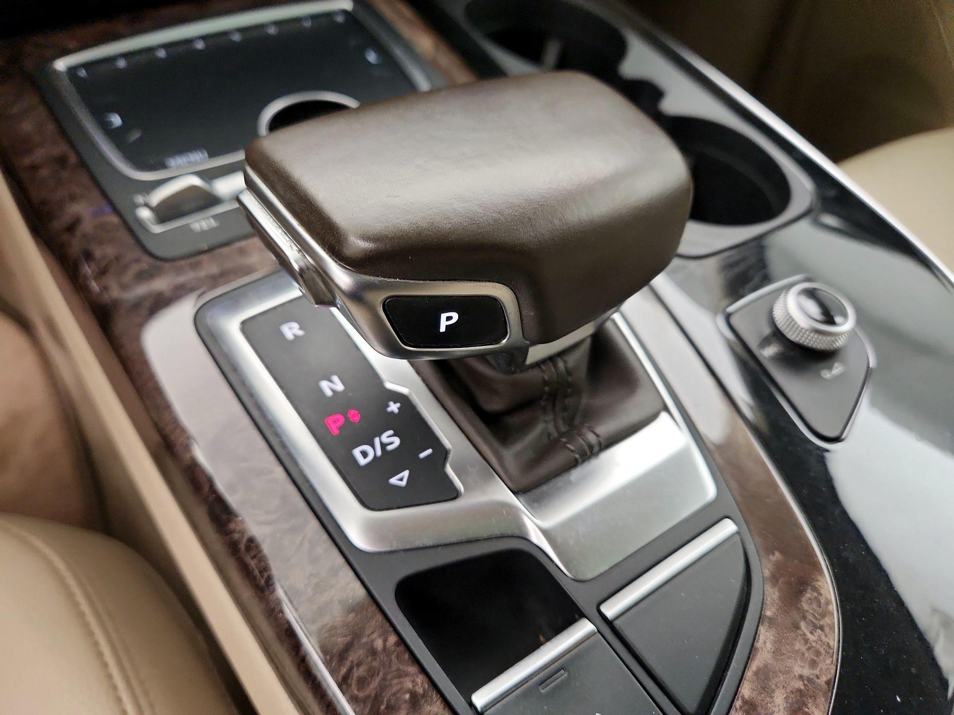 Thumbnail: 2017 Audi Q7 - 18