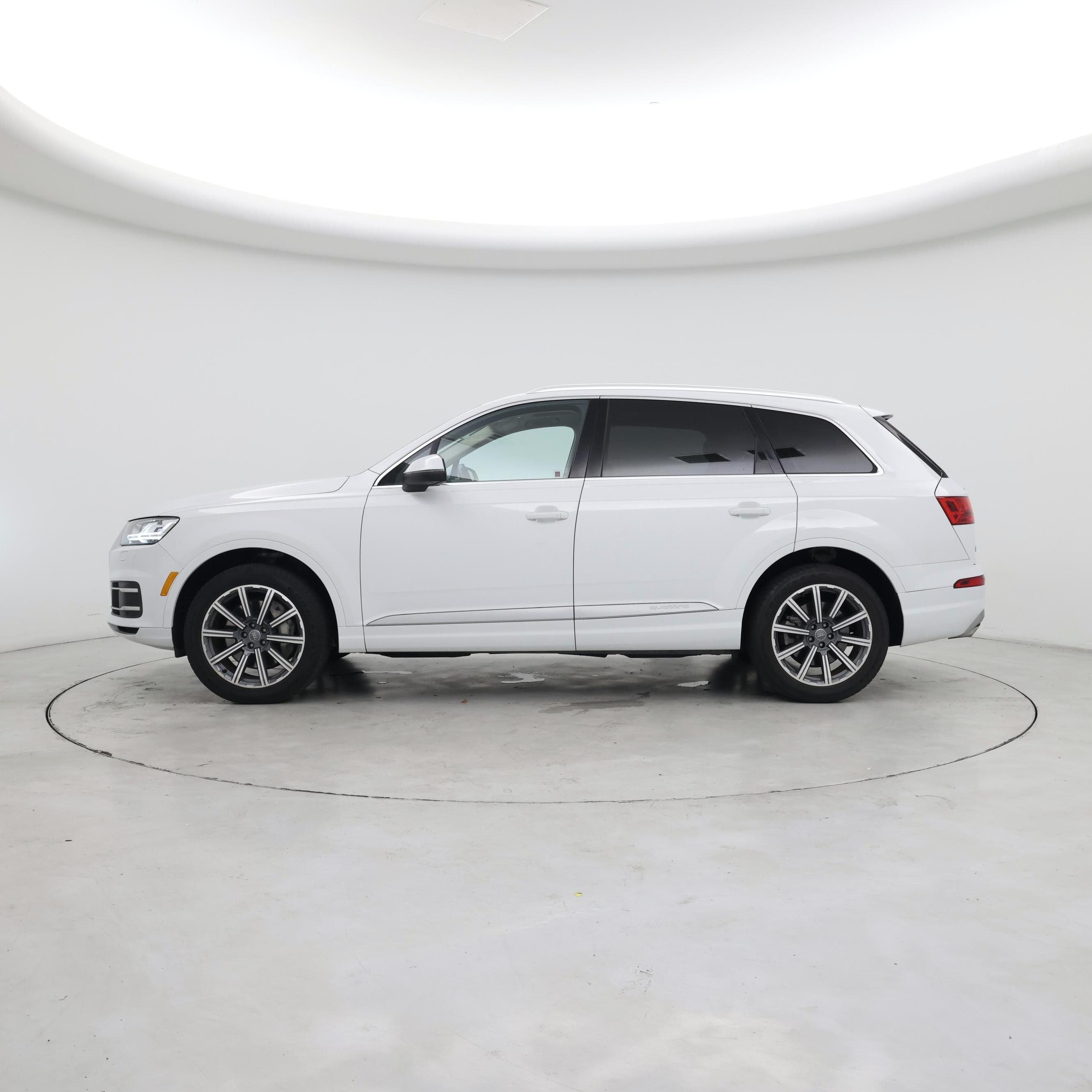 Thumbnail: 2017 Audi Q7 - 3