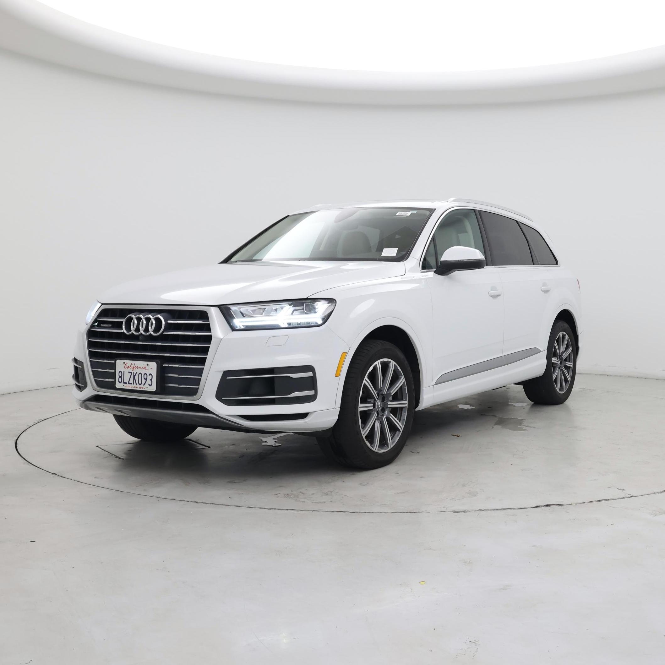 Thumbnail: 2017 Audi Q7 - 4