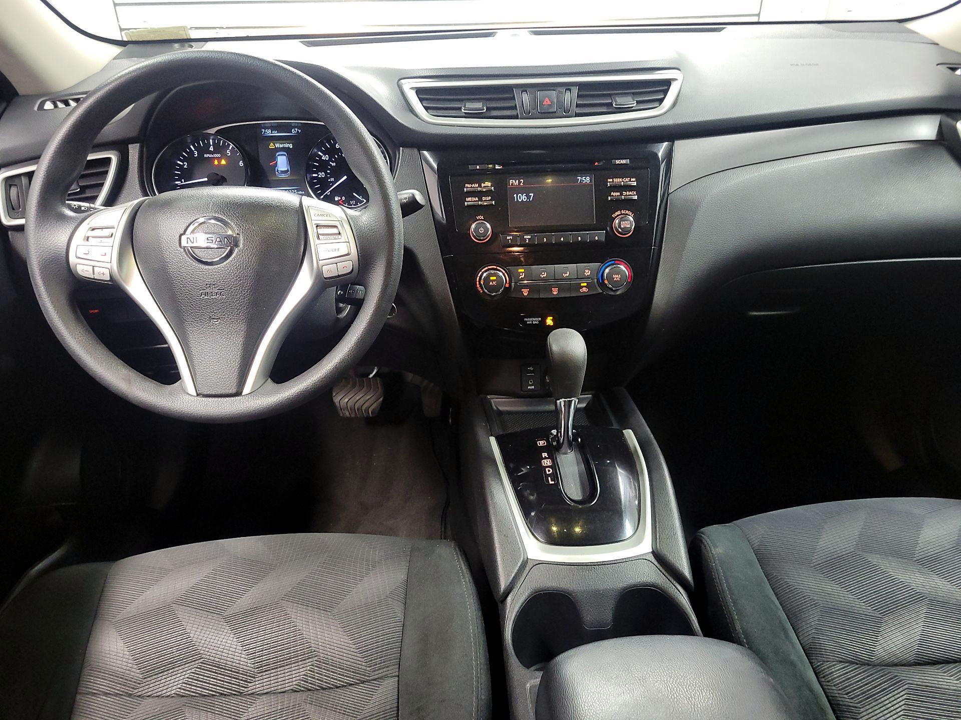 Thumbnail: 2016 Nissan Rogue - 9