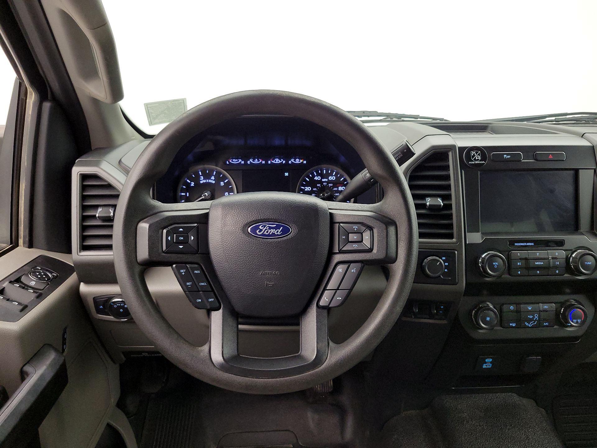 Thumbnail: 2021 Ford F-250 - 10