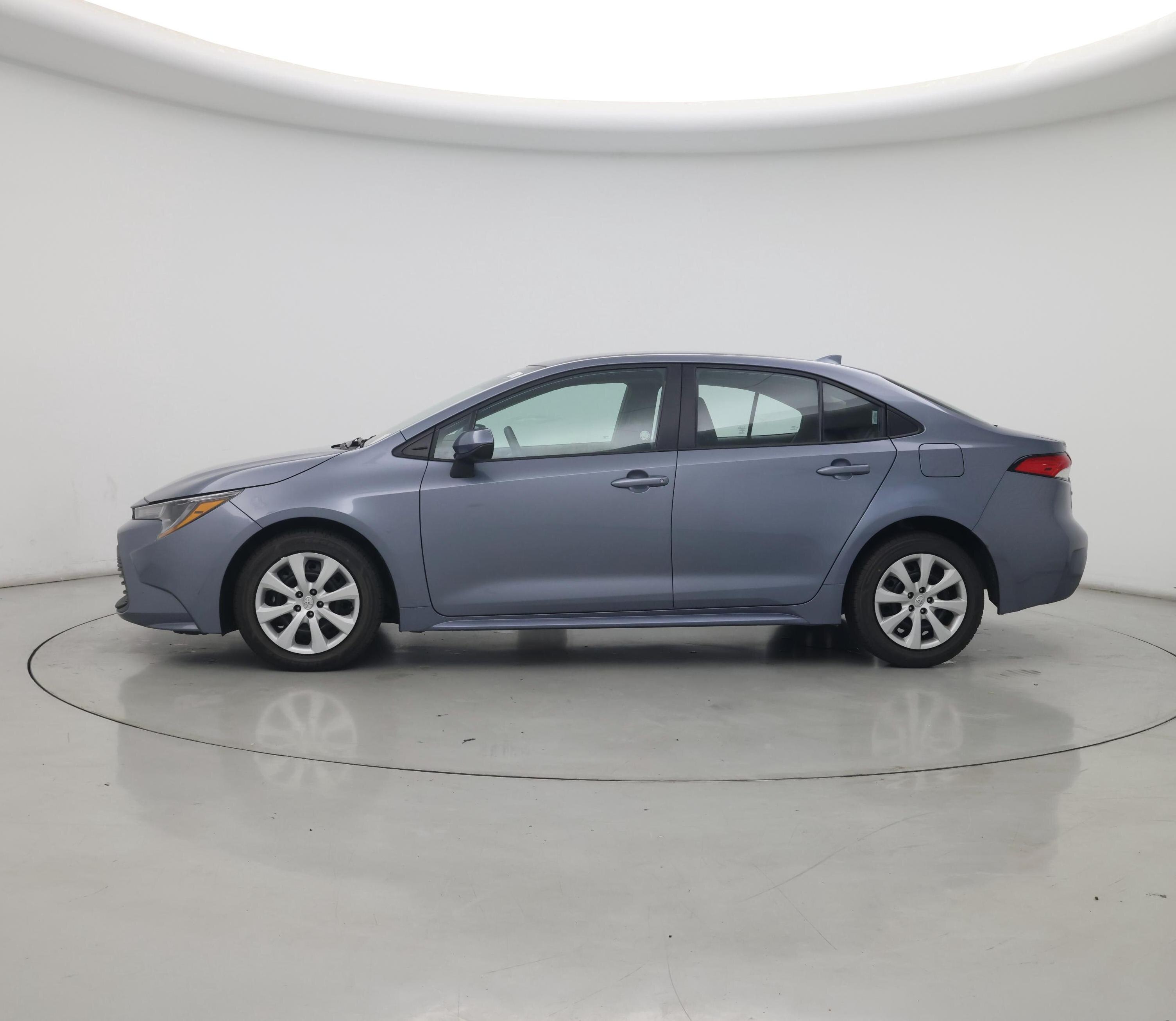 Thumbnail: 2024 Toyota Corolla - 3