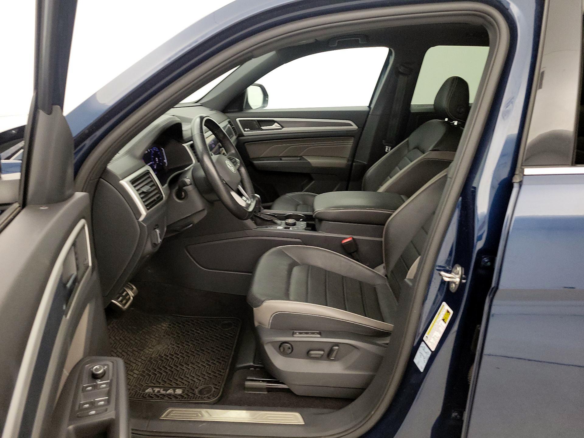 Thumbnail: 2021 Volkswagen Atlas - 11