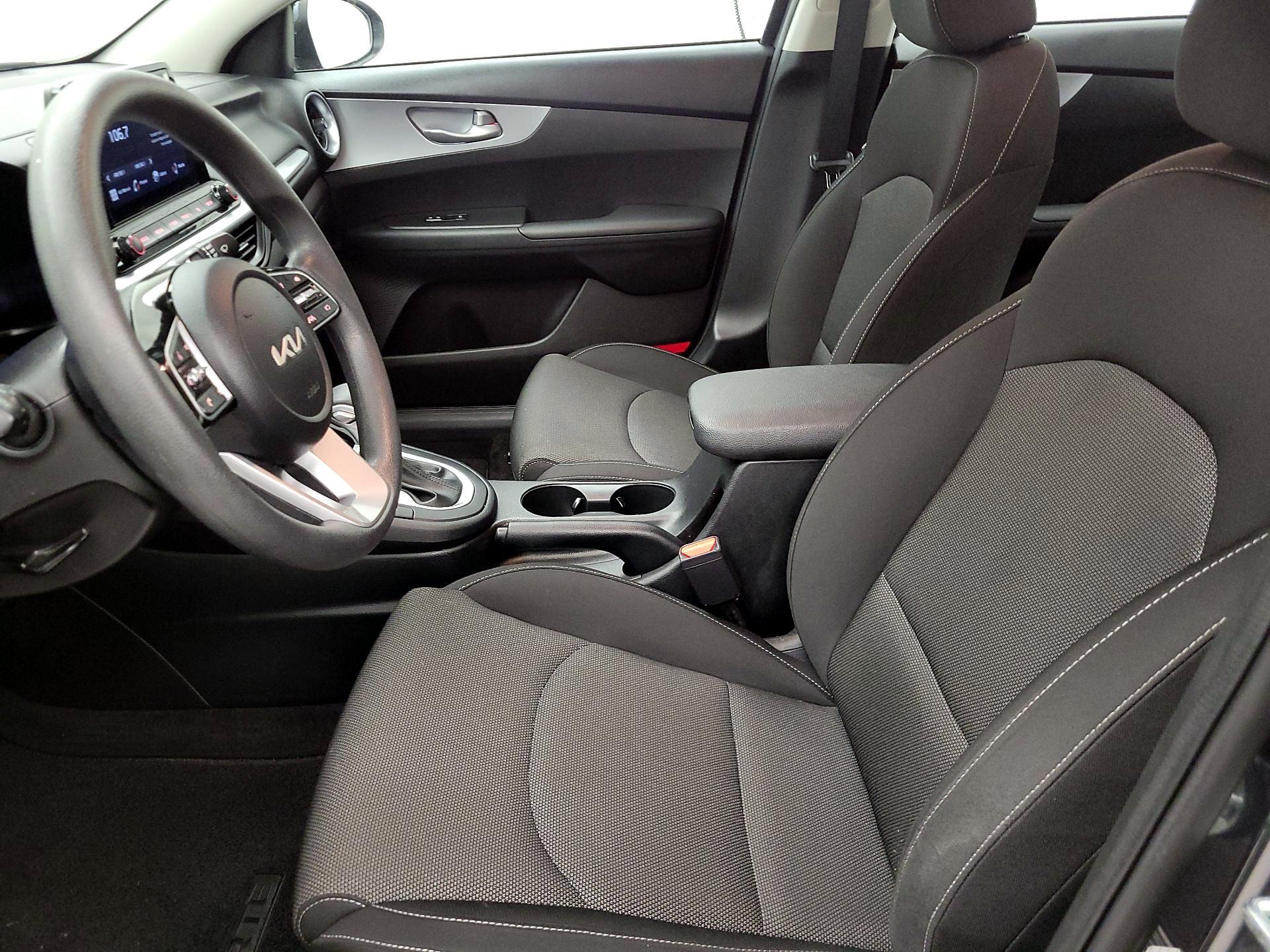 Thumbnail: 2023 Kia Forte - 11