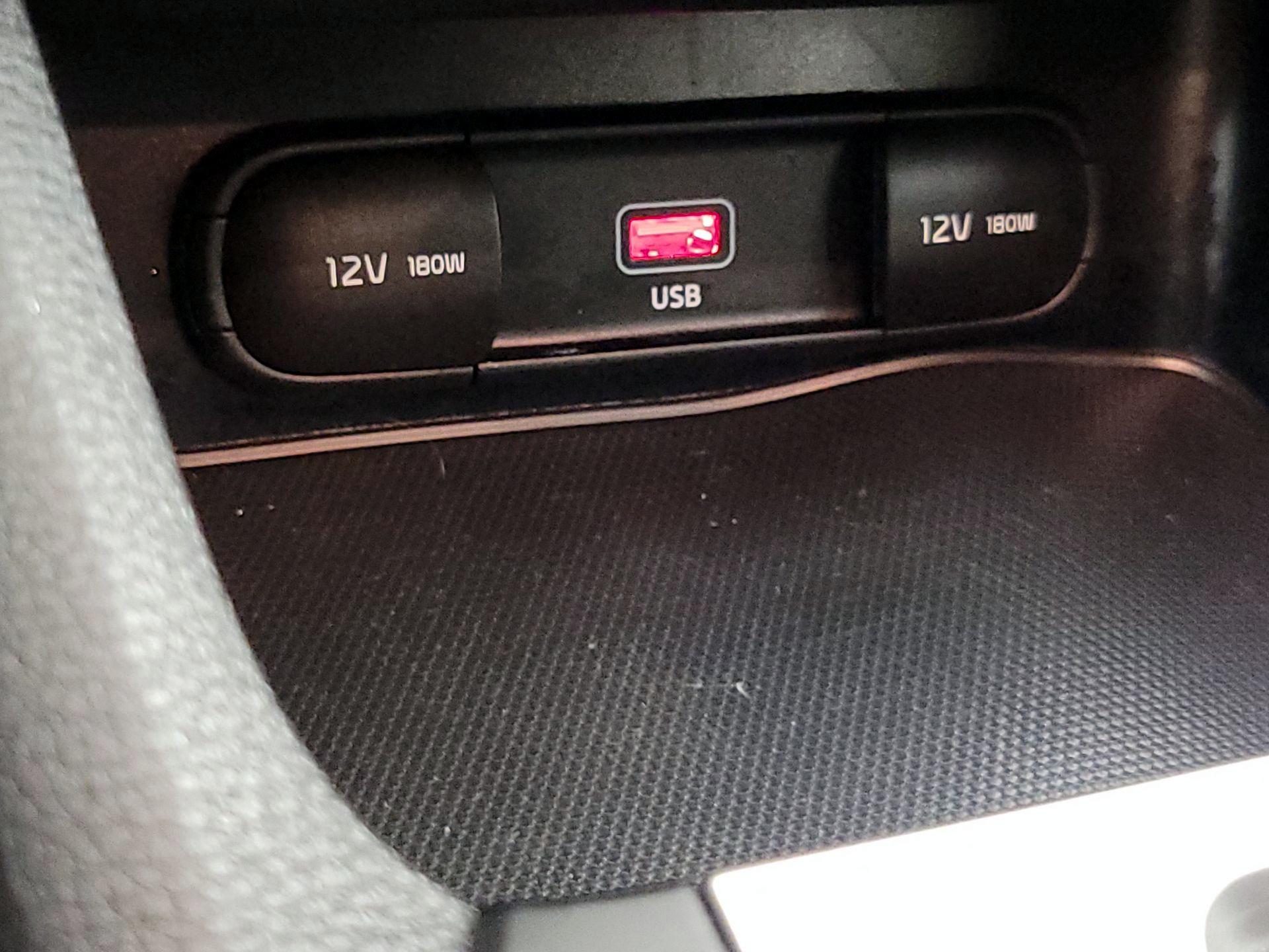 Thumbnail: 2023 Kia Forte - 18