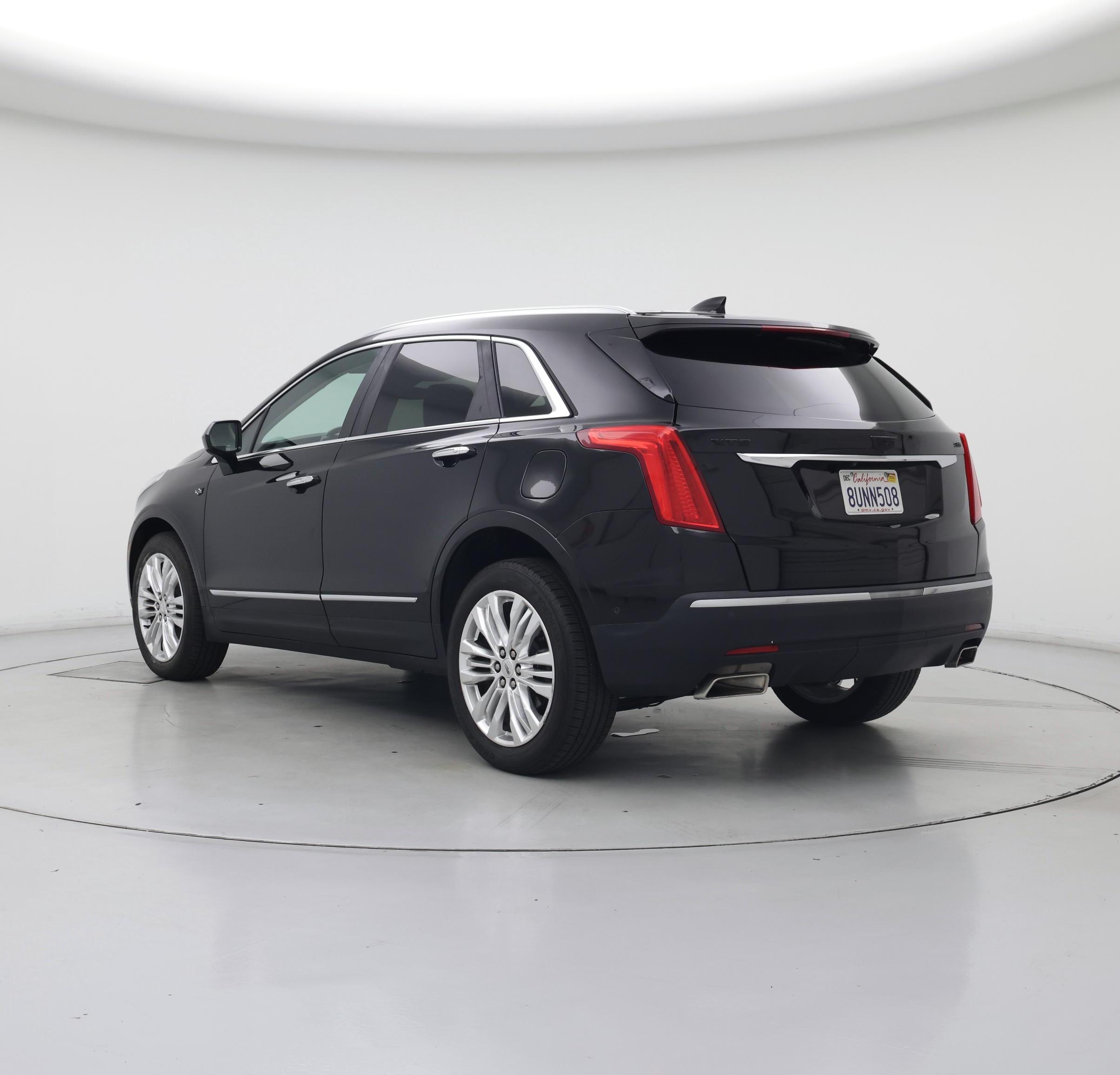 Thumbnail: 2018 Cadillac XT5 - 2