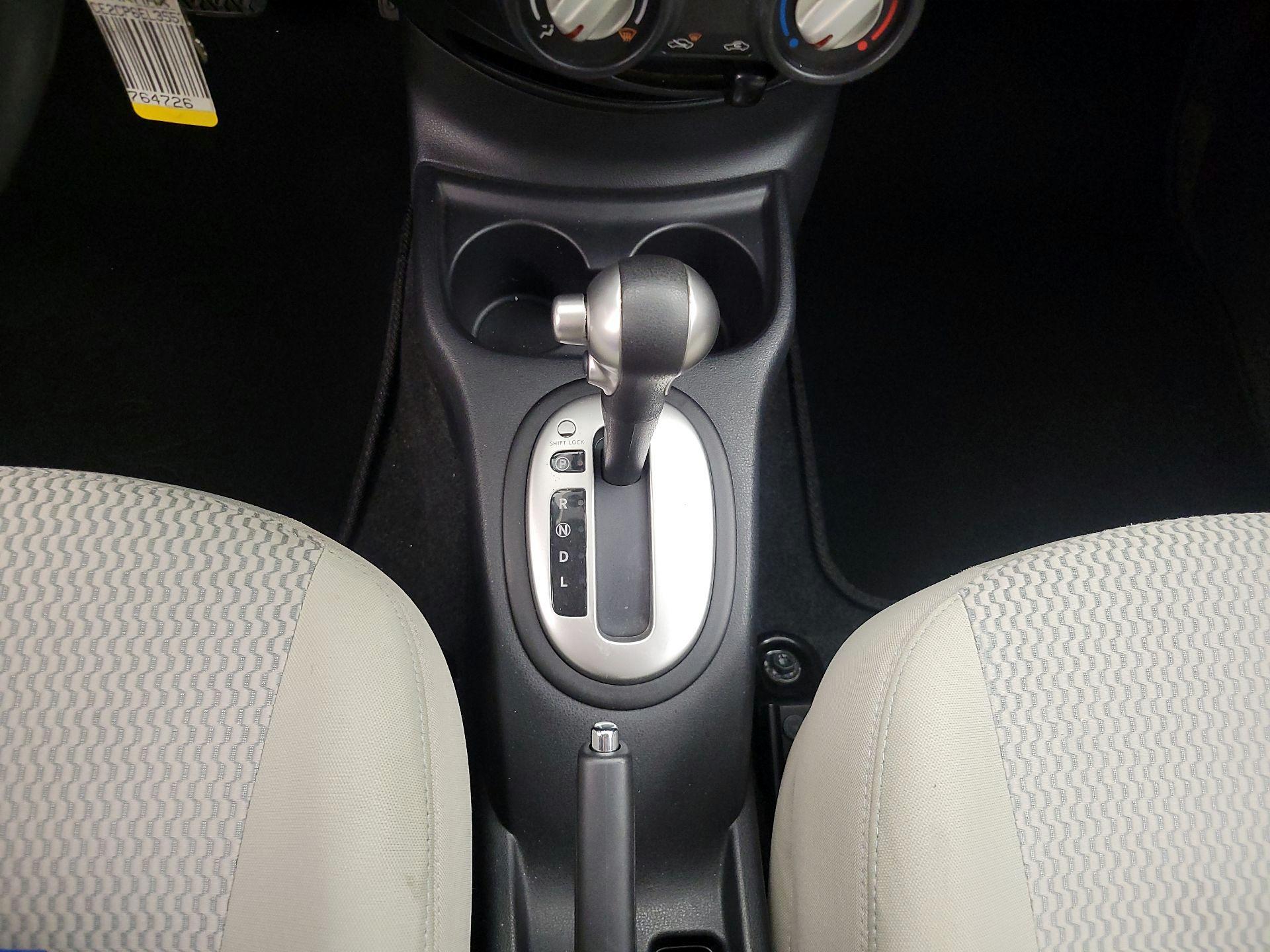 Thumbnail: 2014 Nissan Versa Note - 16