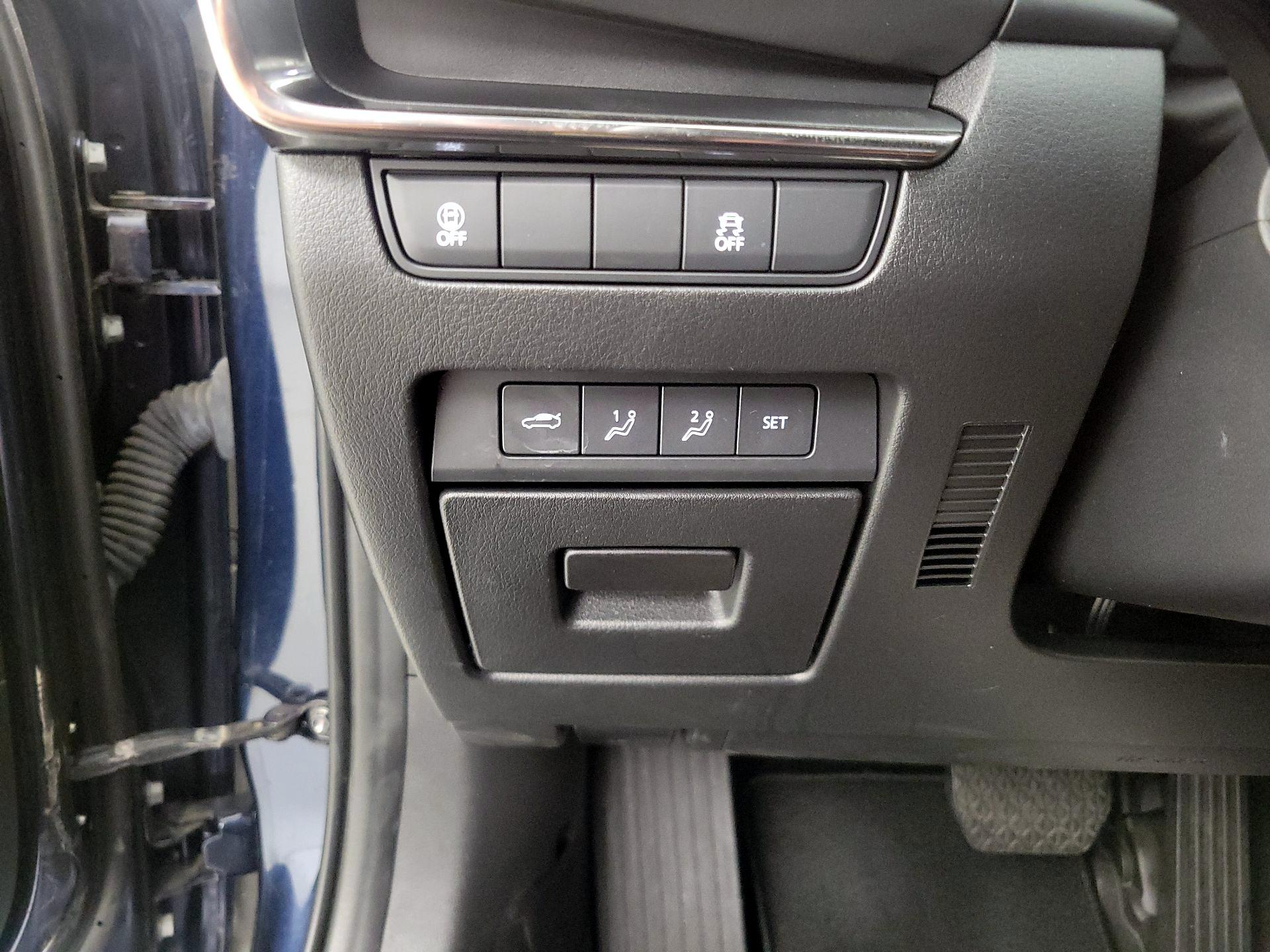 Thumbnail: 2021 Mazda Mazda3 - 13