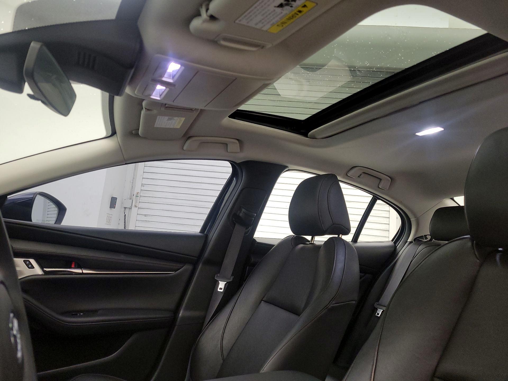 Thumbnail: 2021 Mazda Mazda3 - 19