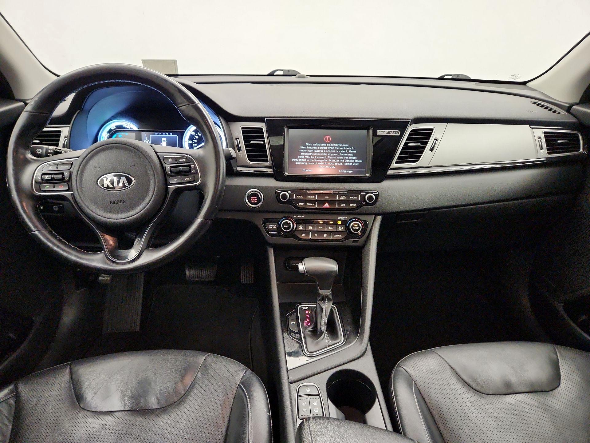Thumbnail: 2017 Kia Niro - 9