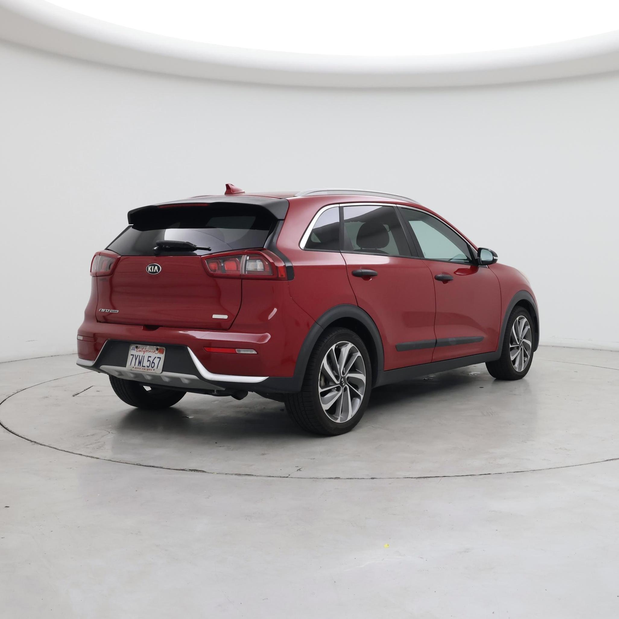 Thumbnail: 2017 Kia Niro - 8