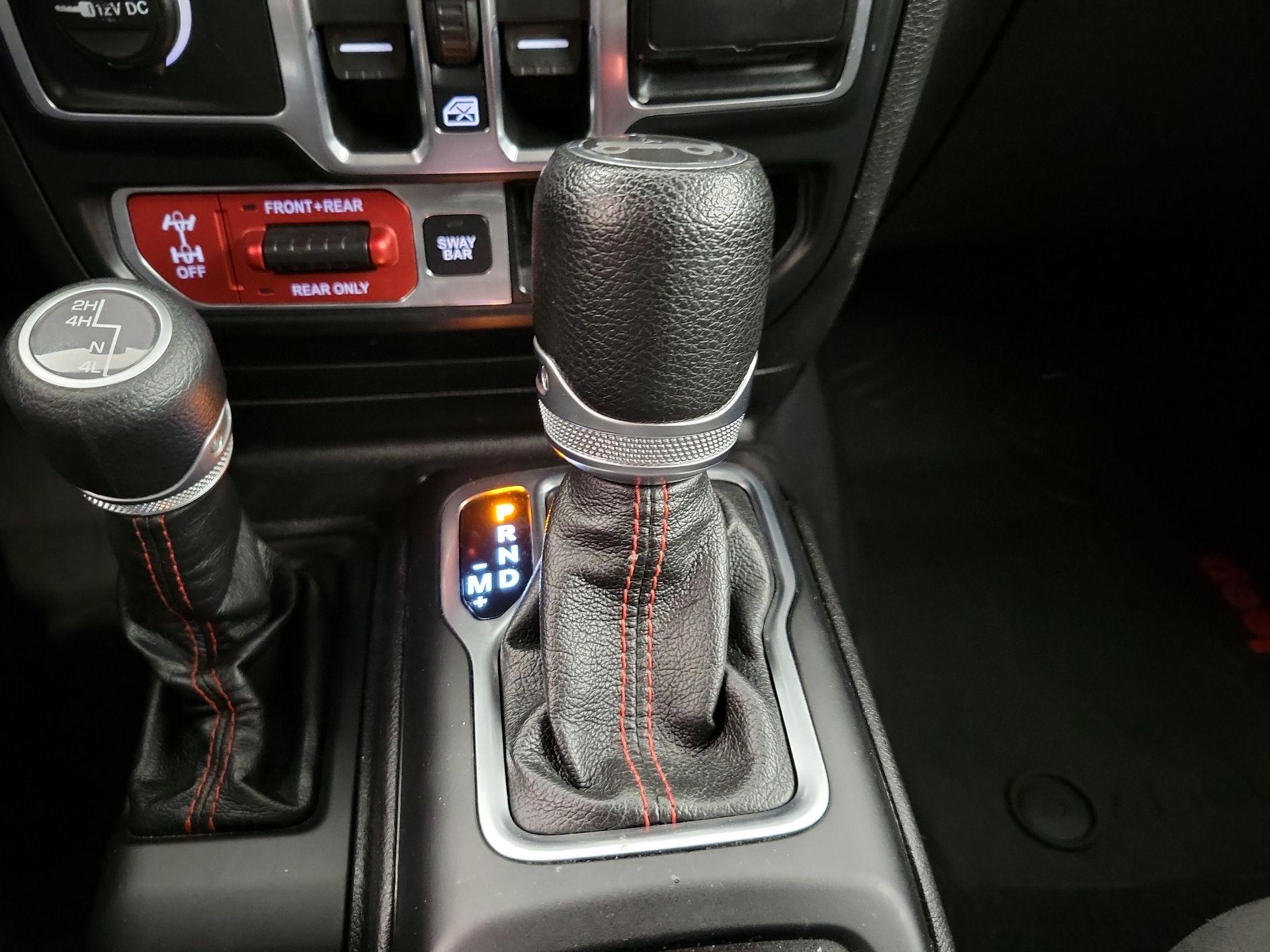 Thumbnail: 2018 Jeep Wrangler - 18