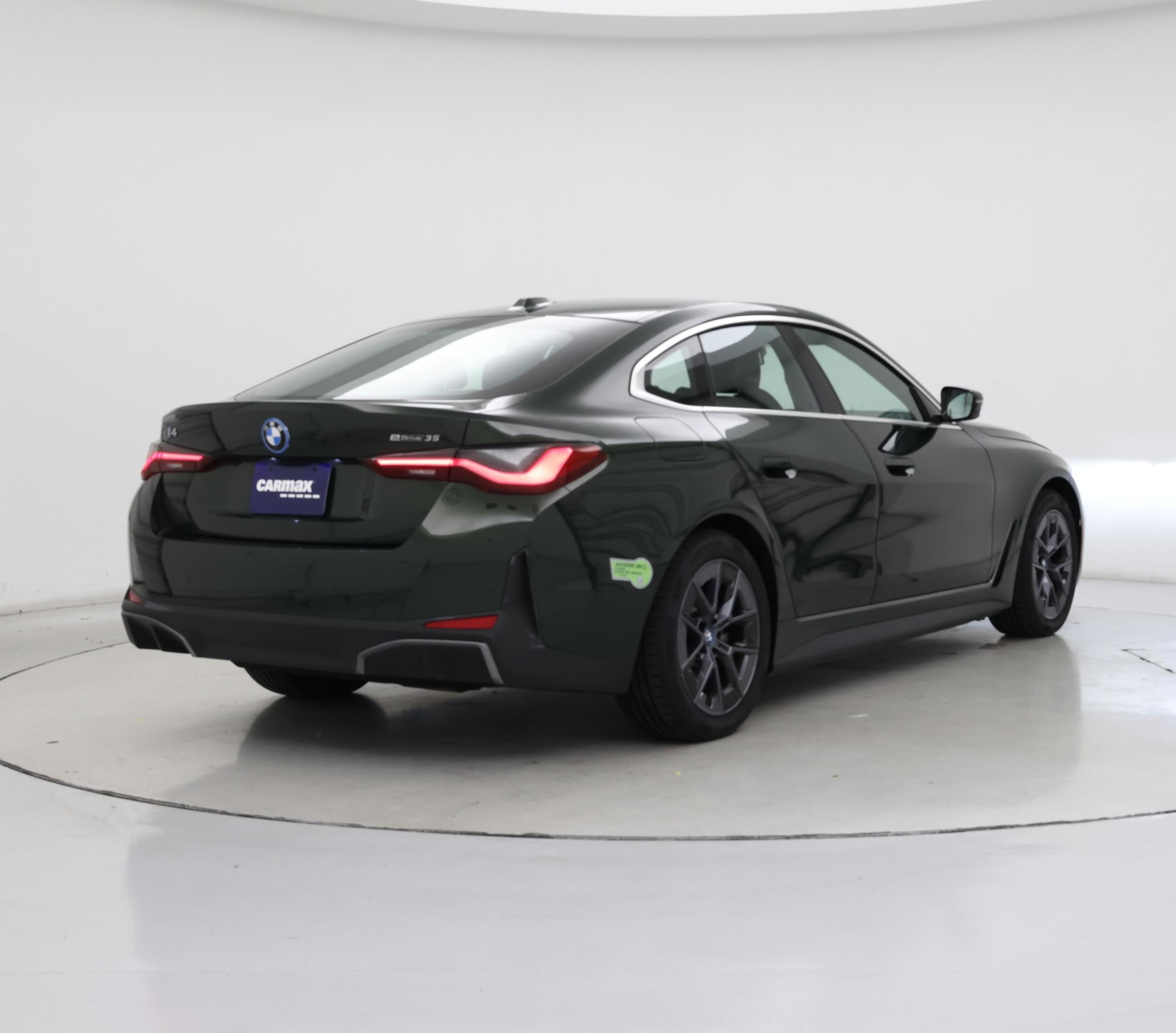 Thumbnail: 2023 BMW i4 - 8