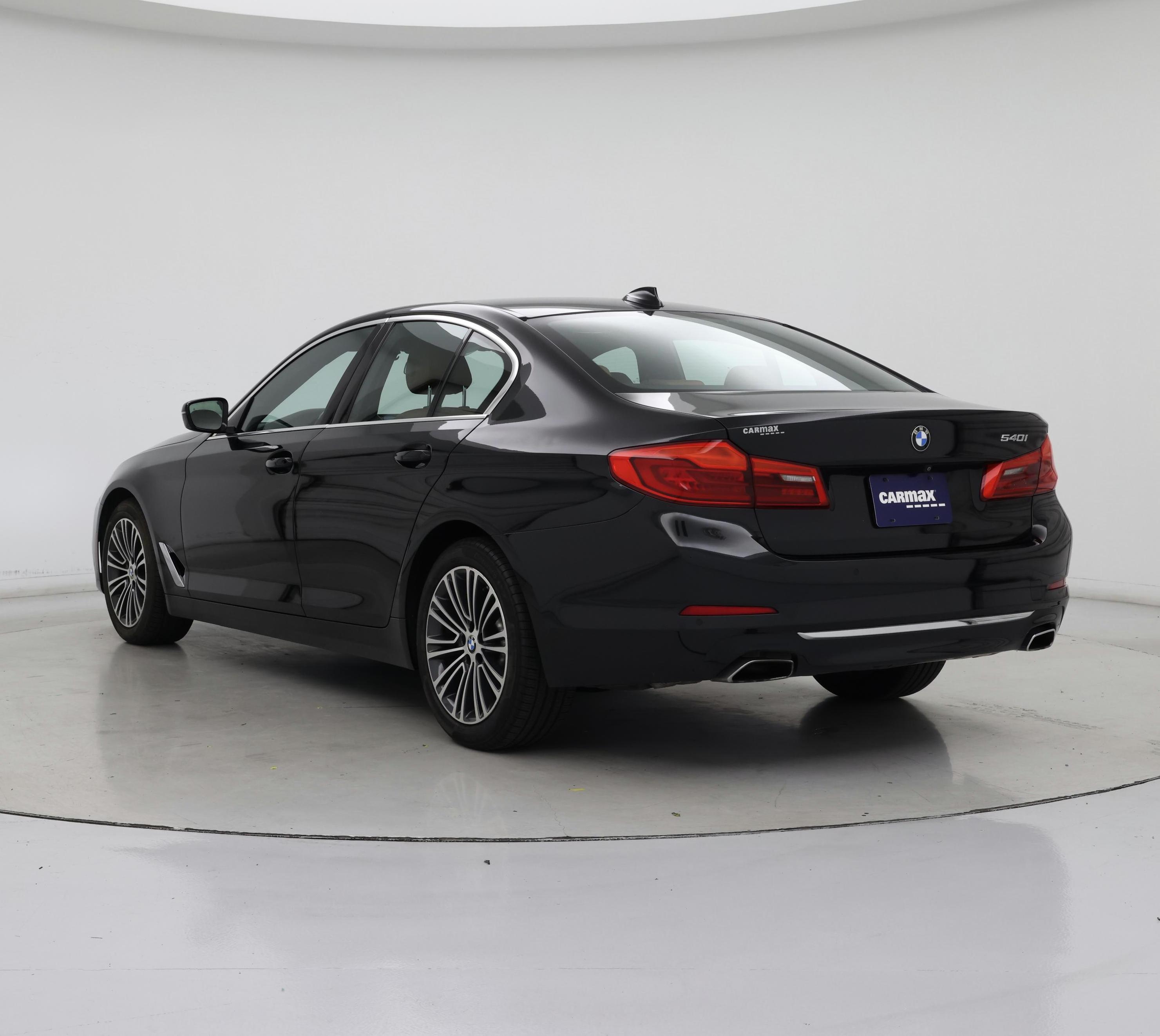 Thumbnail: 2019 BMW 5 Series - 2