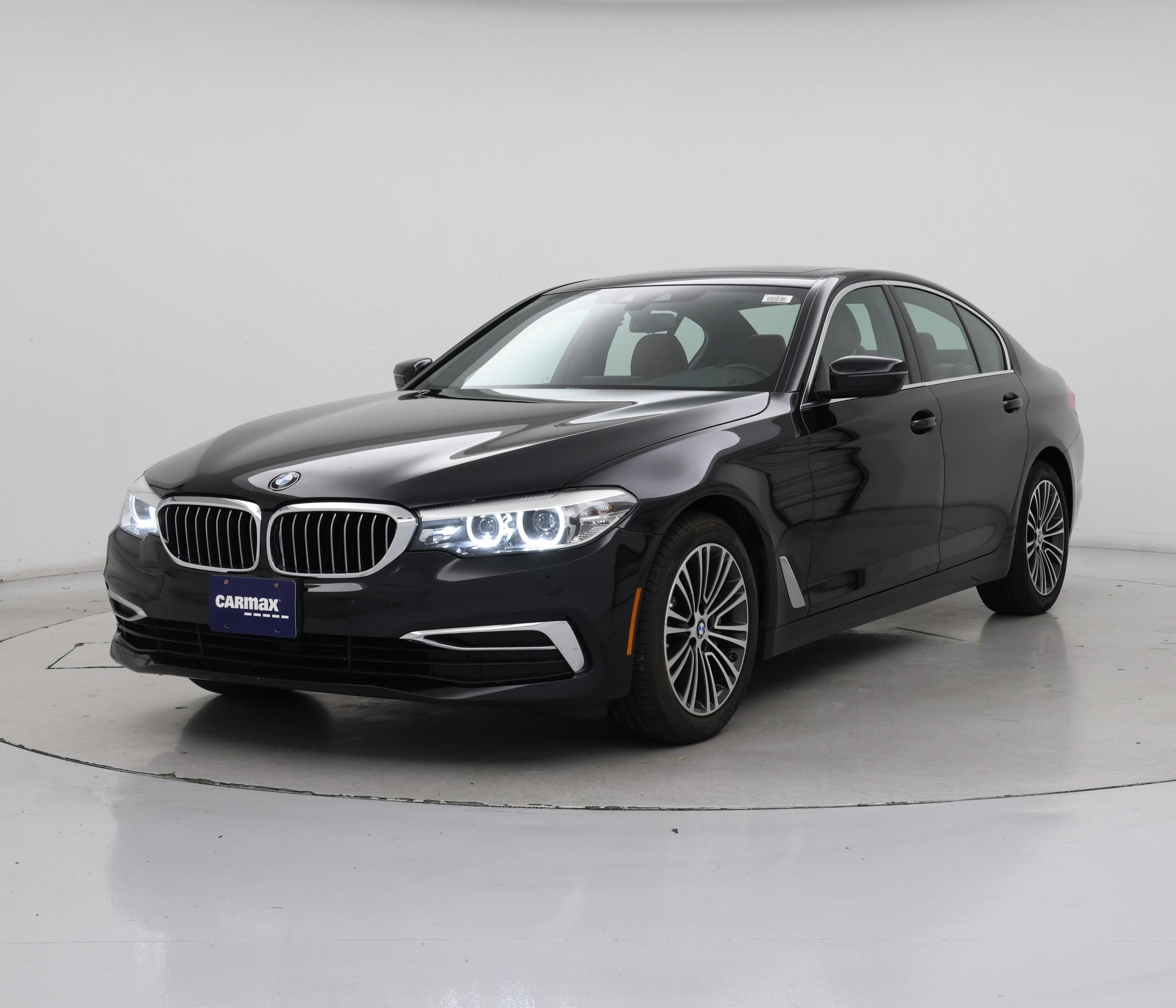 Thumbnail: 2019 BMW 5 Series - 4