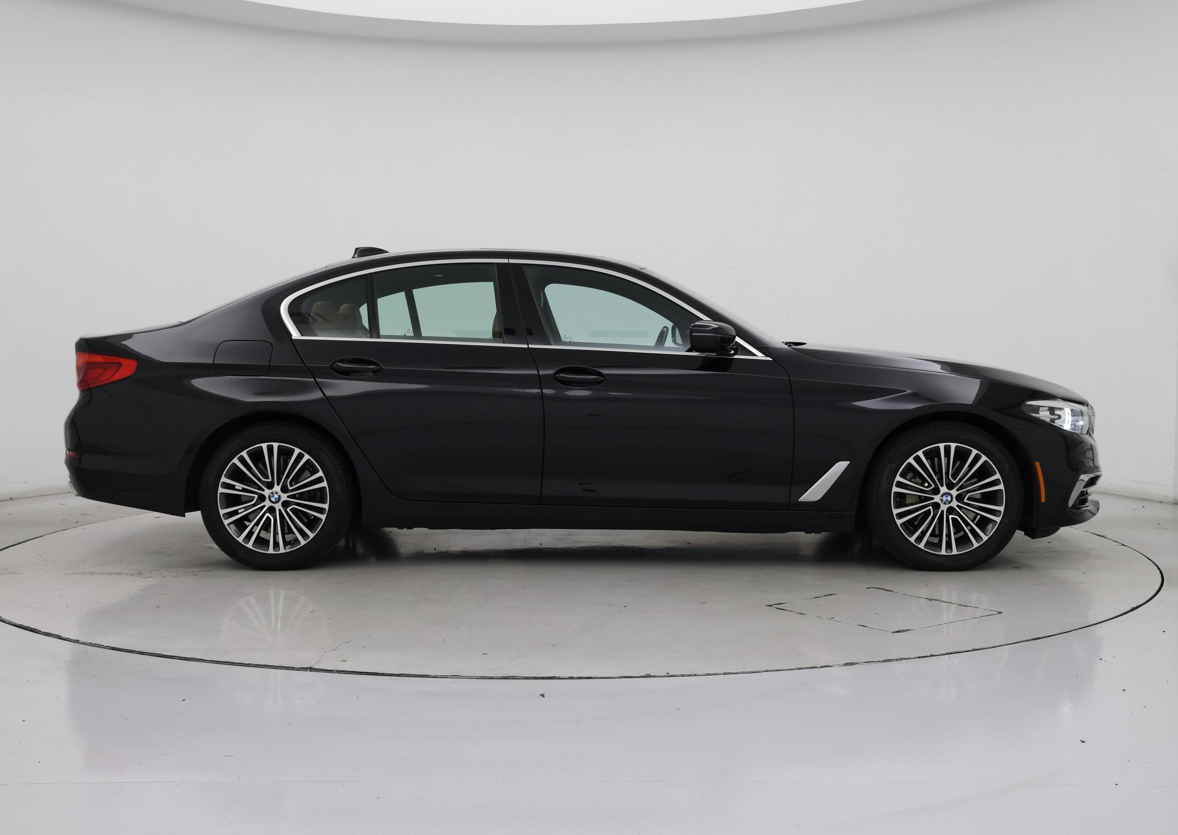 Thumbnail: 2019 BMW 5 Series - 7